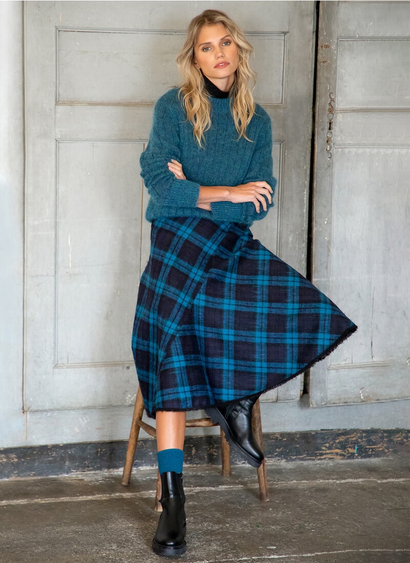 Midnight & Marine Scottish Mohair Wool Checked Skirt | Midi & Maxi | Brora