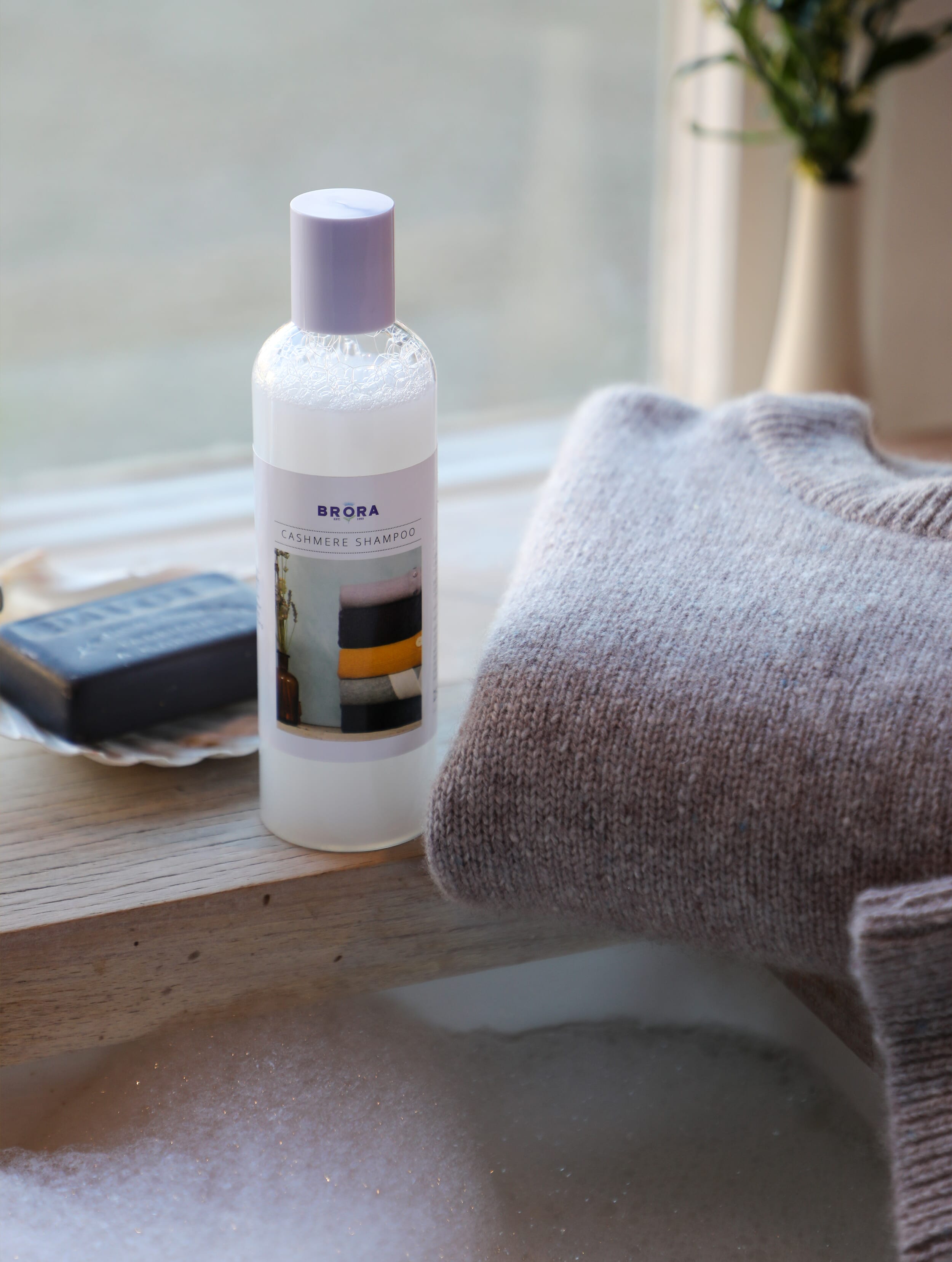 Cashmere Care Range Cashmere Comb & Storage Bags Brora Online