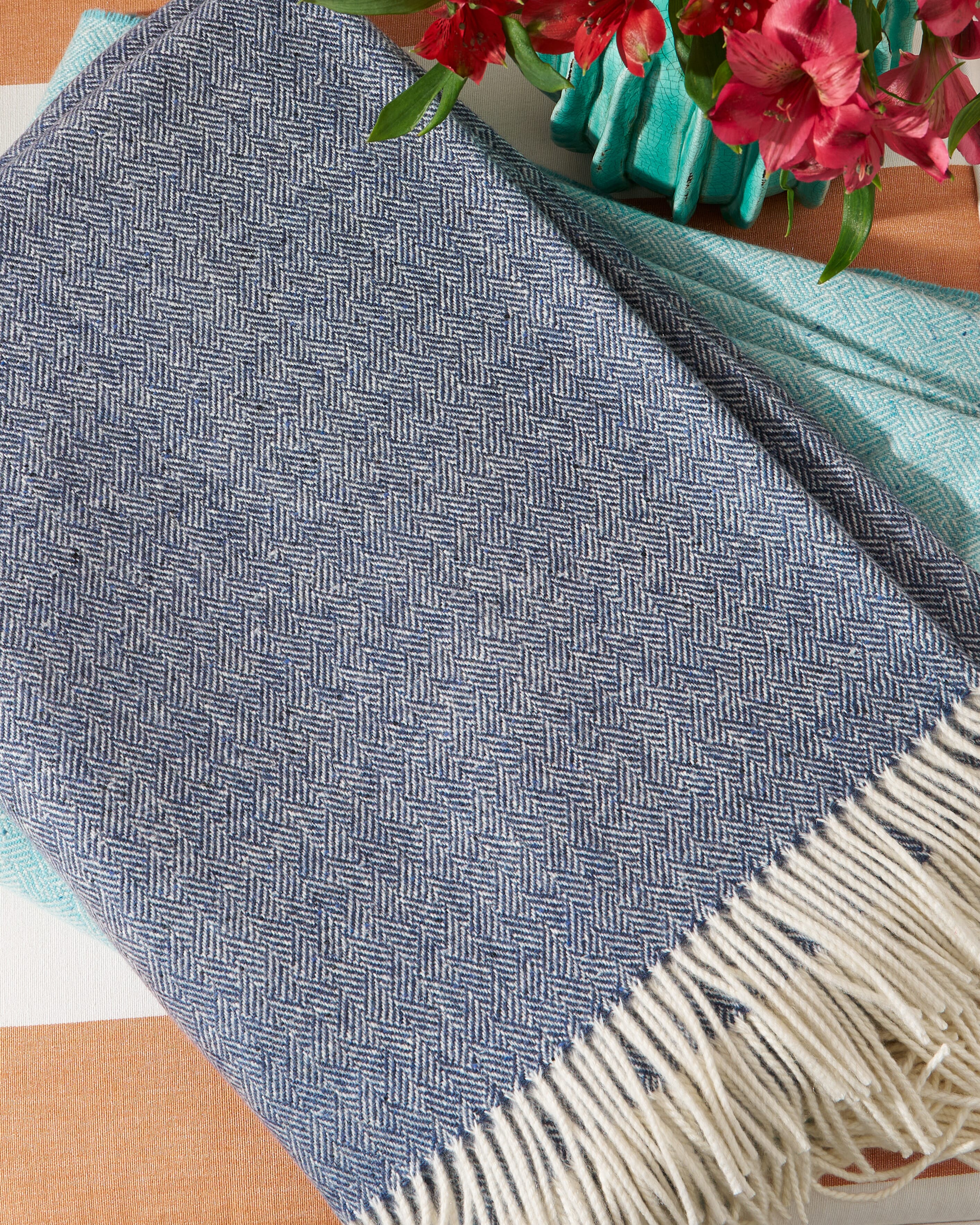 Brora Cashmere Woven Blanket French Navy