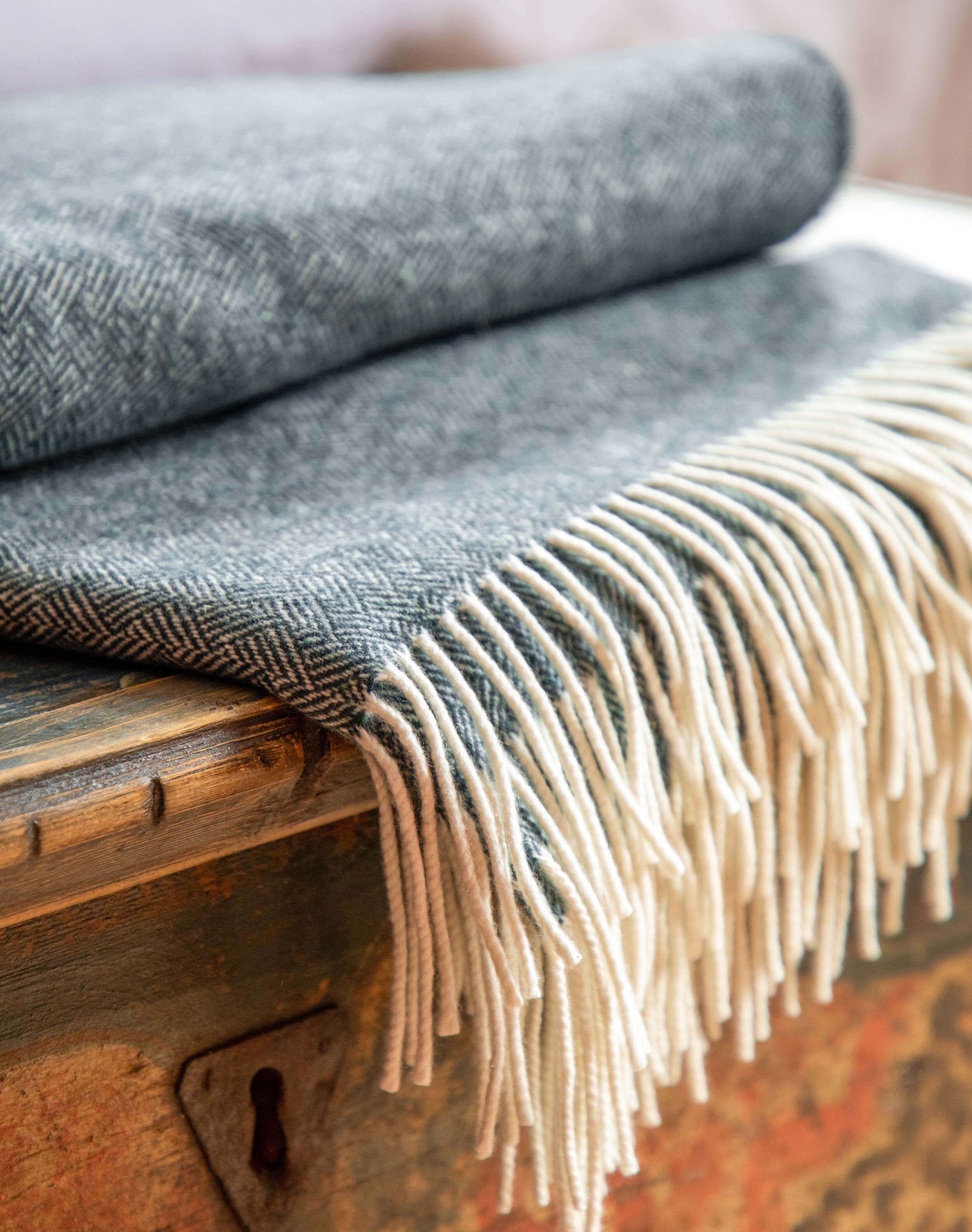 Cashmere Woven Blanket Pine