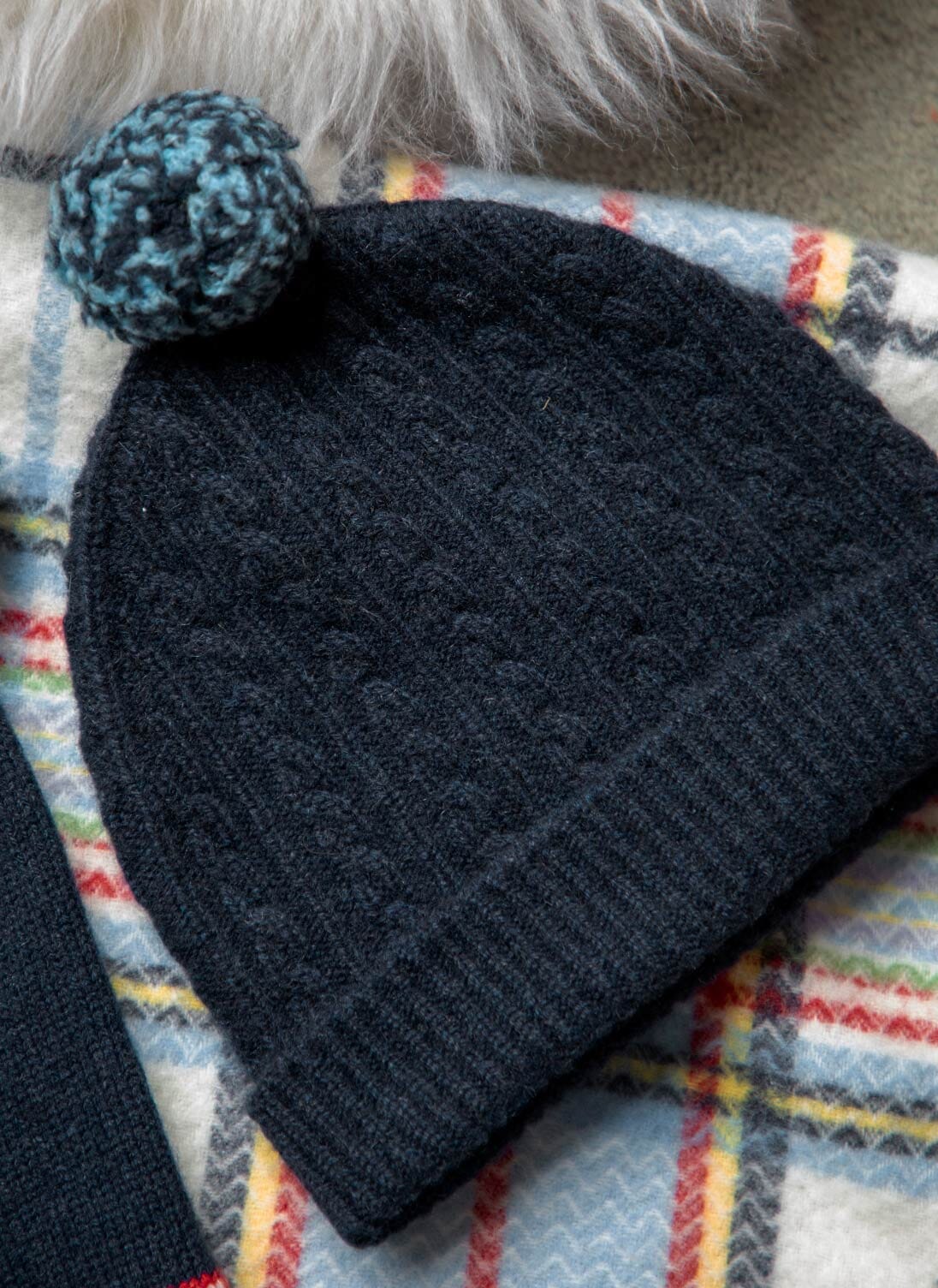 Cashmere Pom Pom Hat French