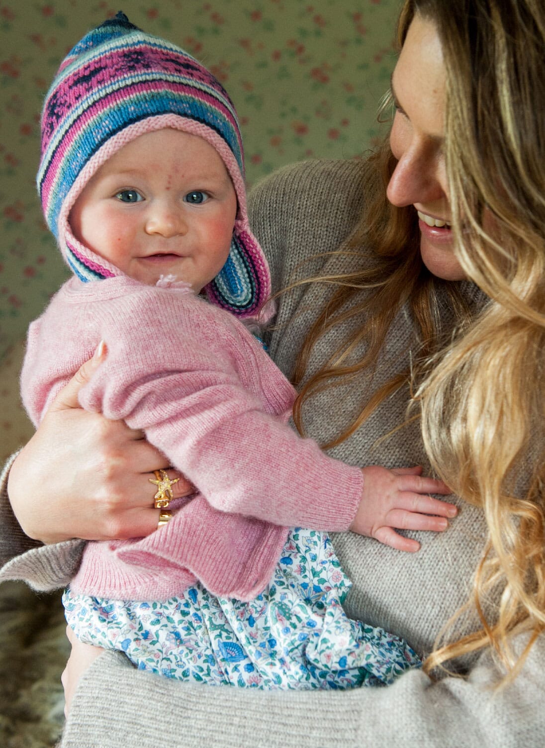 Cashmere Hand Knit Inca Hat Petal