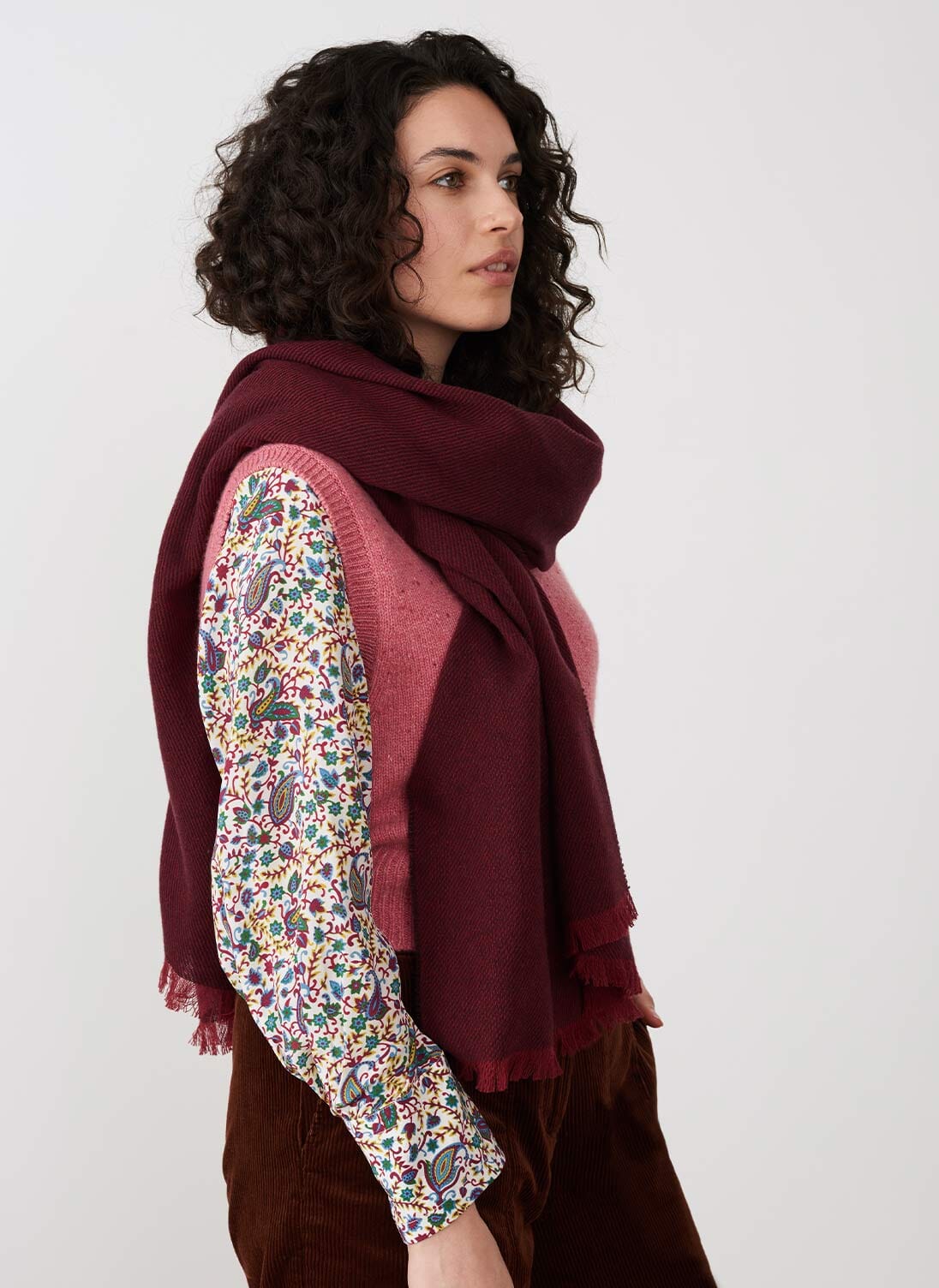 Bordeaux Cashmere Stole Cashmere Scarves & Stoles Brora