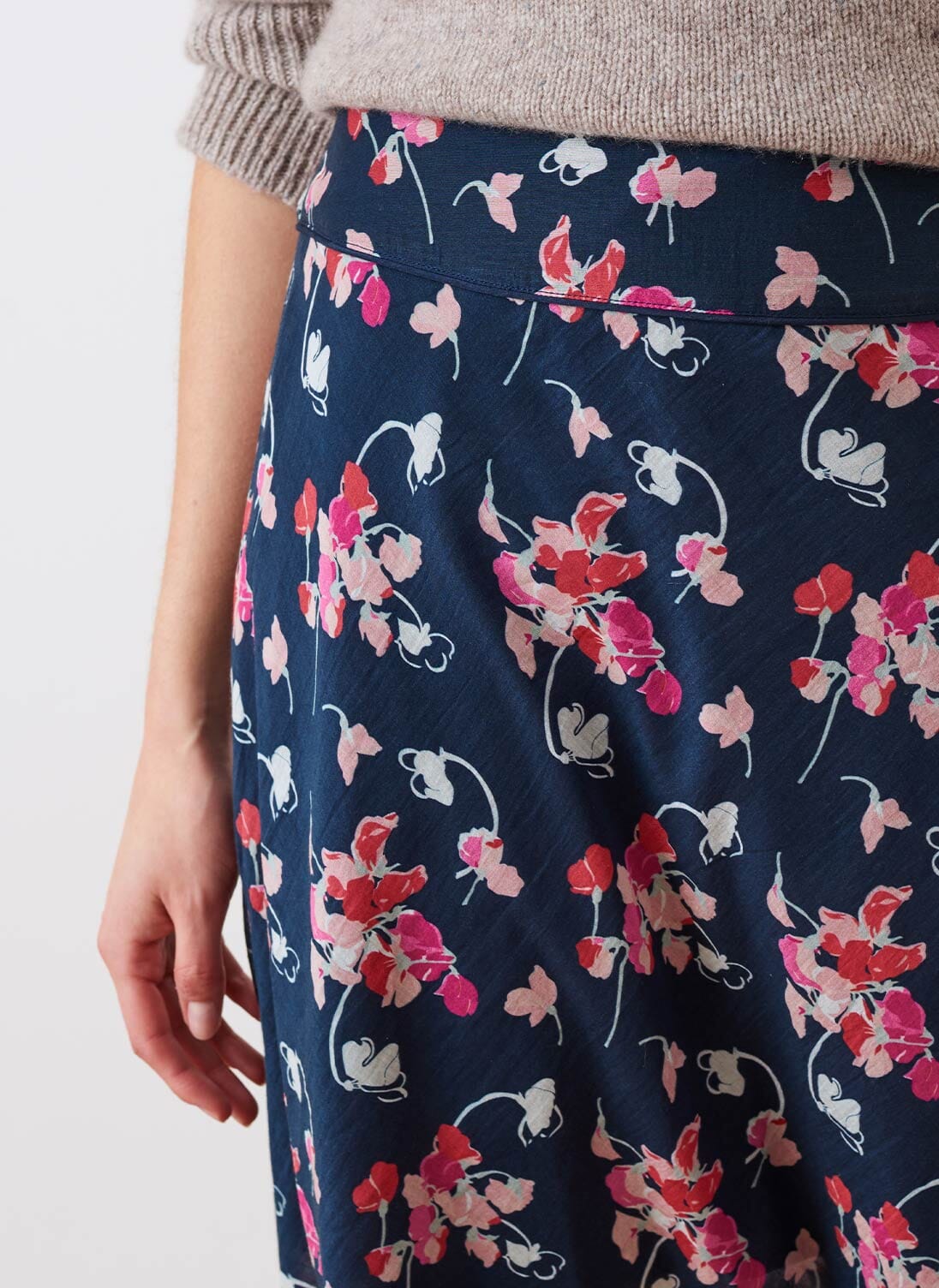 Silk Cotton Sweet Pea Print Skirt | Women's Skirts | Brora