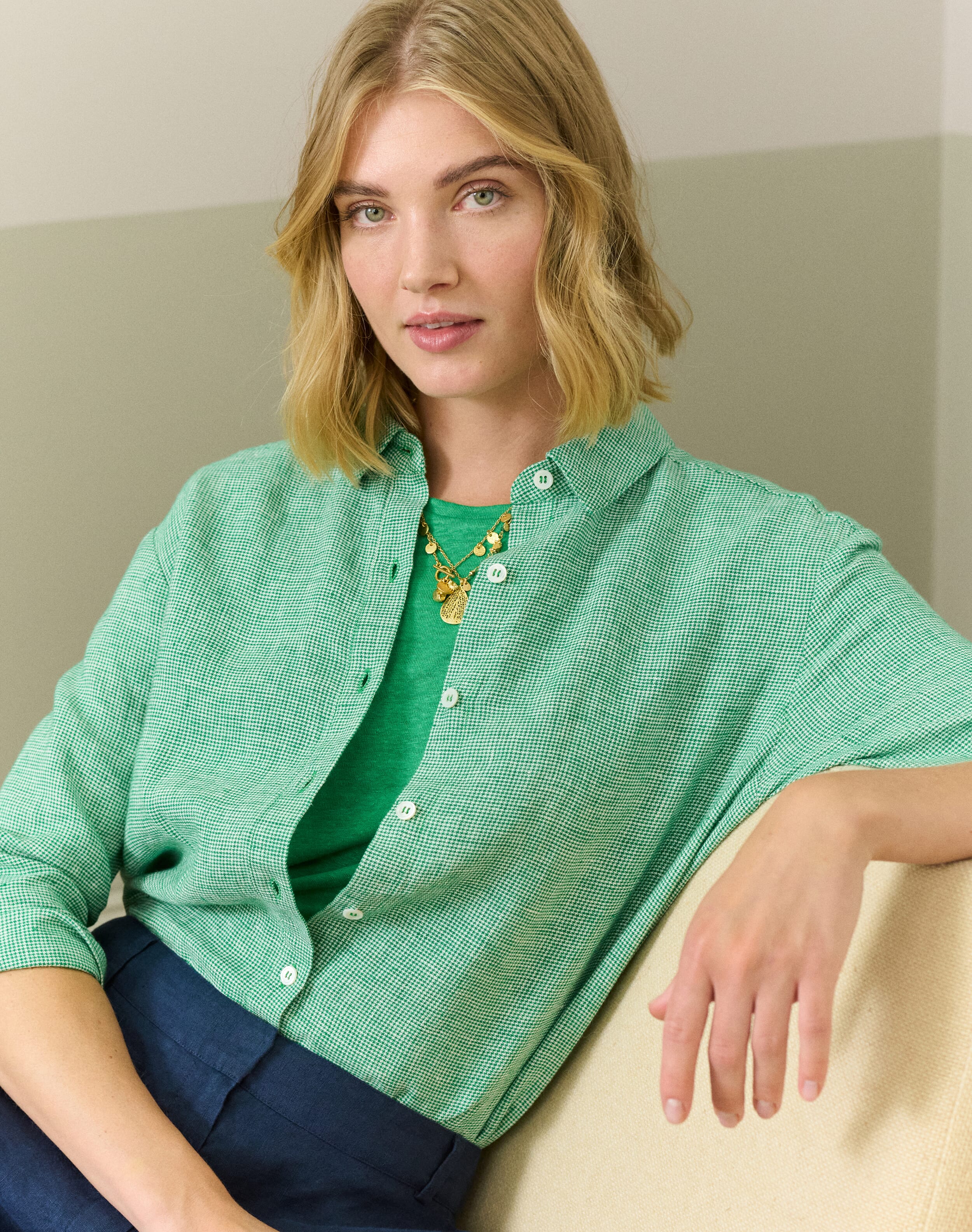 Fine Houndstooth Linen Shirt in Emerald | Women's | Brora Clearance