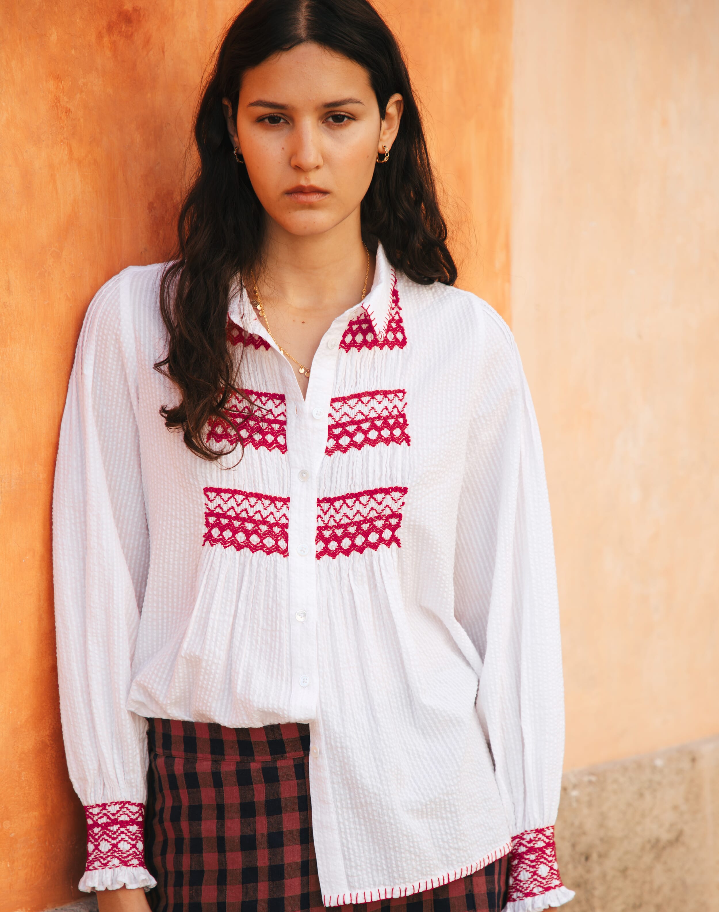 Brora Smocked Cotton Blouse White & poppy  - Size: 16