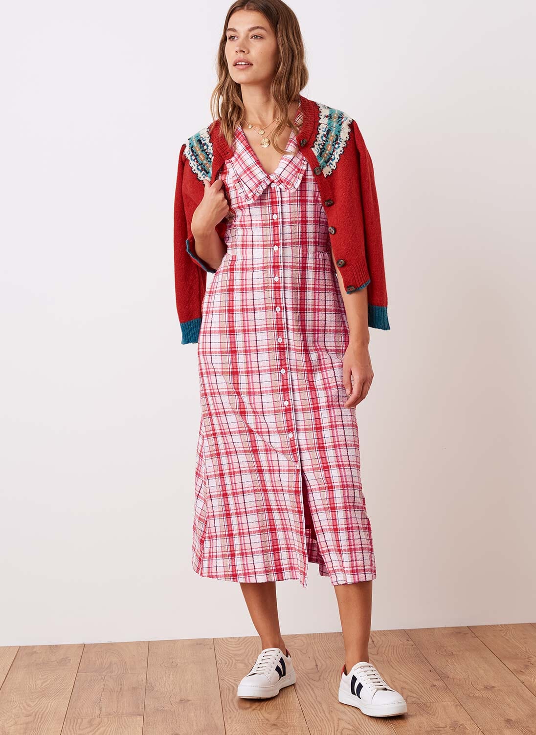 Chelsea collar dress 2025