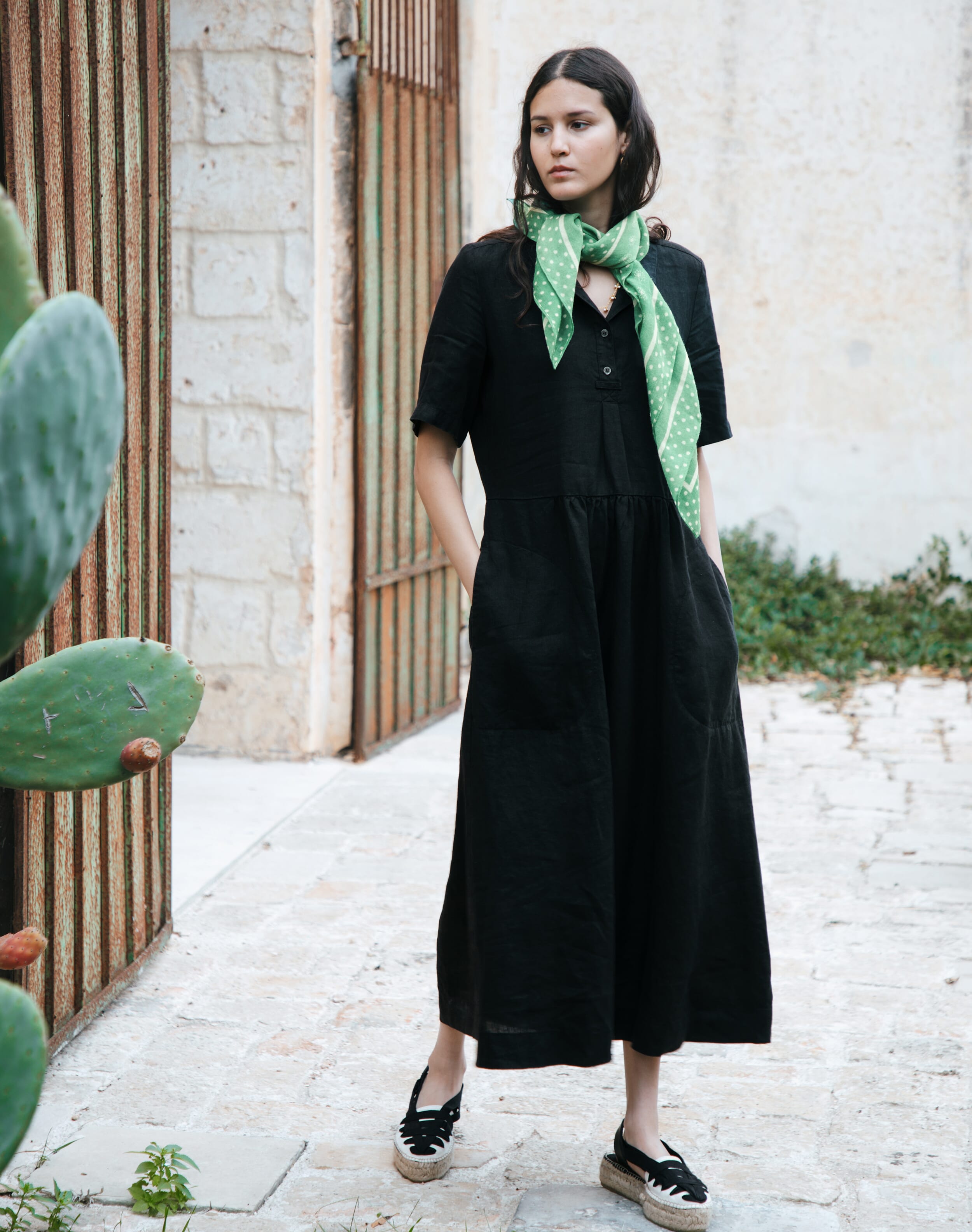 Brora Linen Utility Shirt Dress Black  - Size: 12