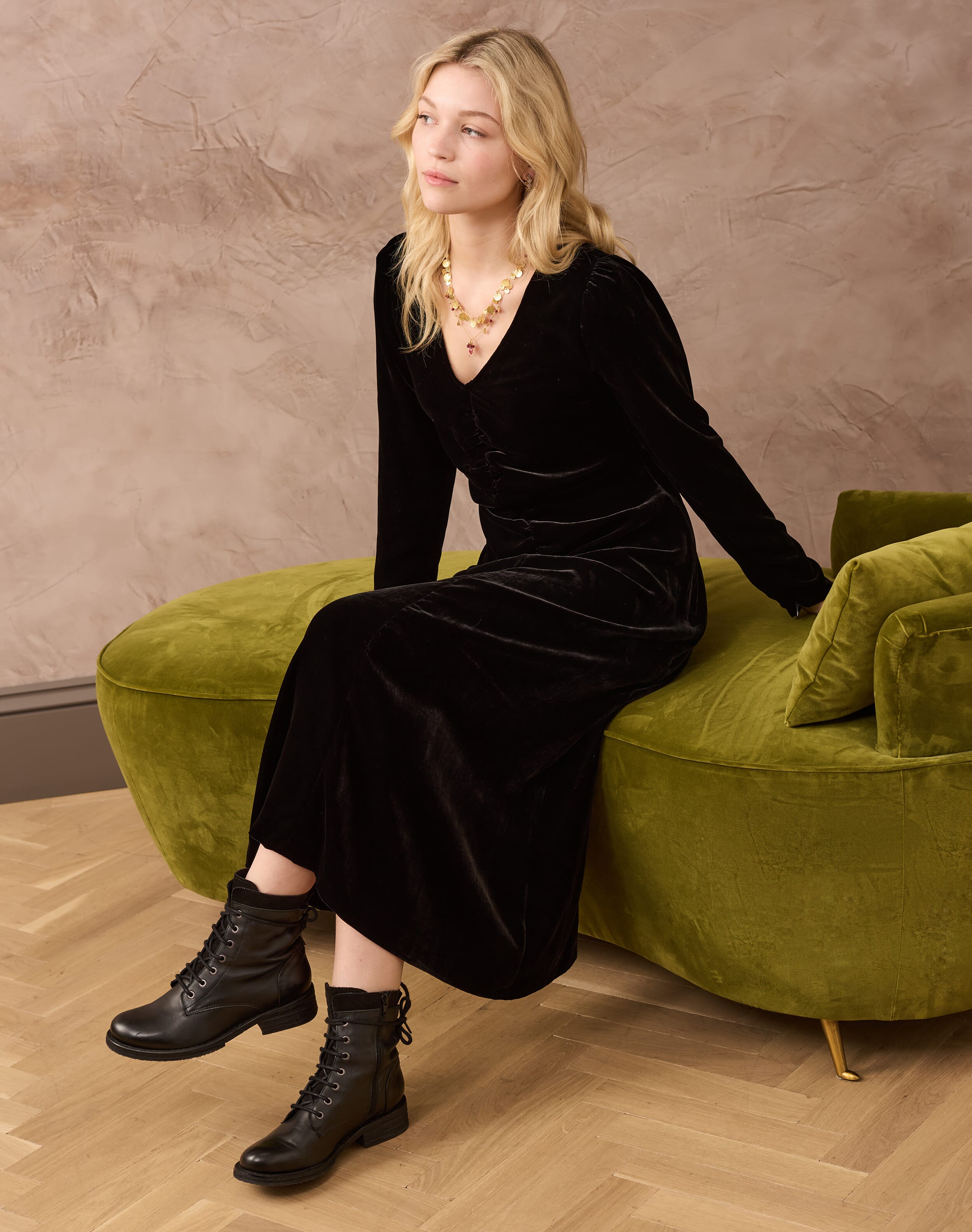 Brora Silk Velvet Ruched Dress Black for Women  - Size: 18