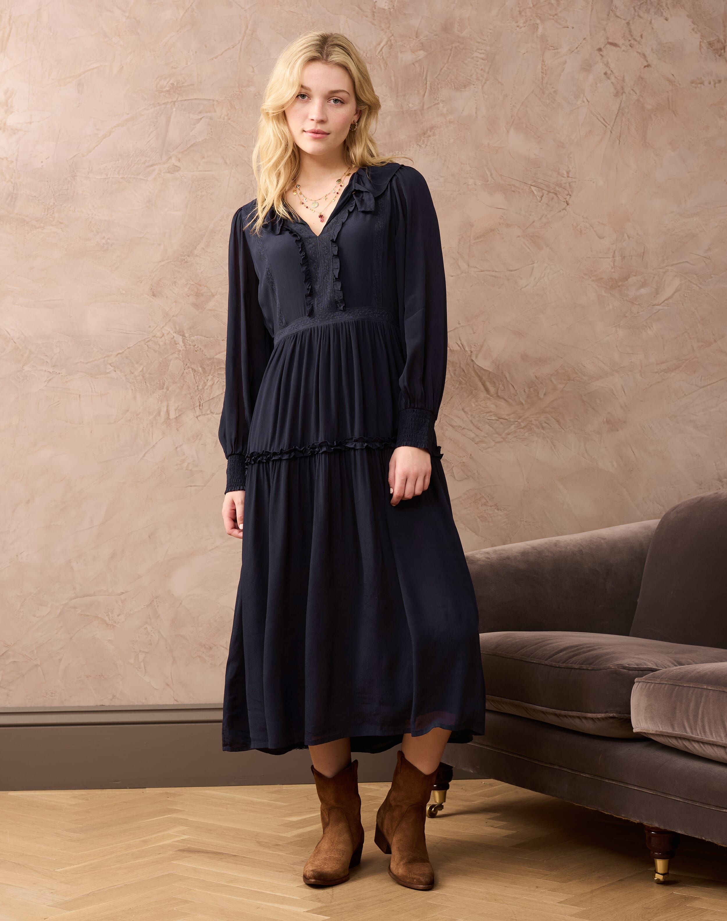 Brora Lace Trim & Ruffle Dress Black for Women - Size: 6