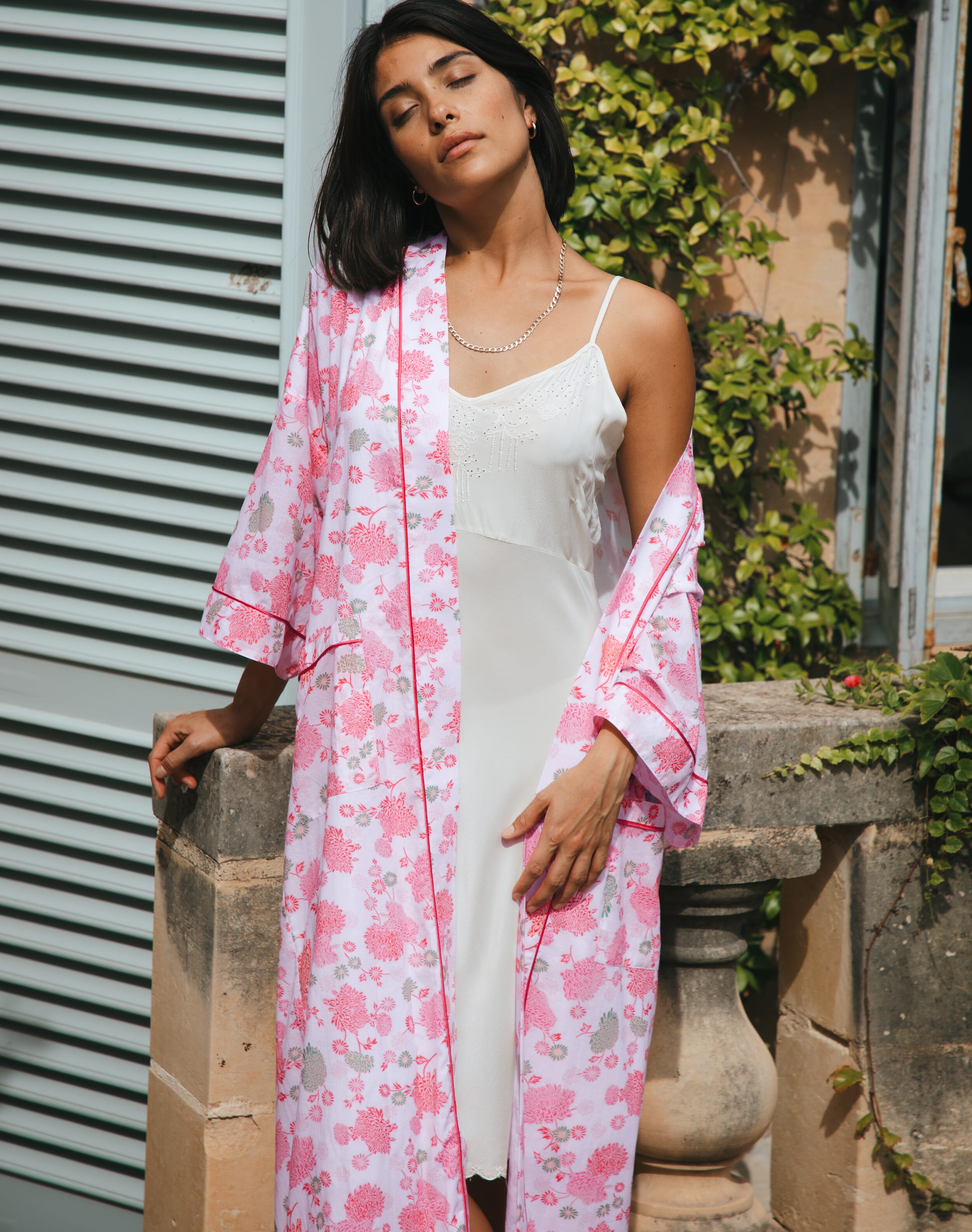 Brora Organic Cotton Floral Dressing Gown White & rose  - Size: 4-6