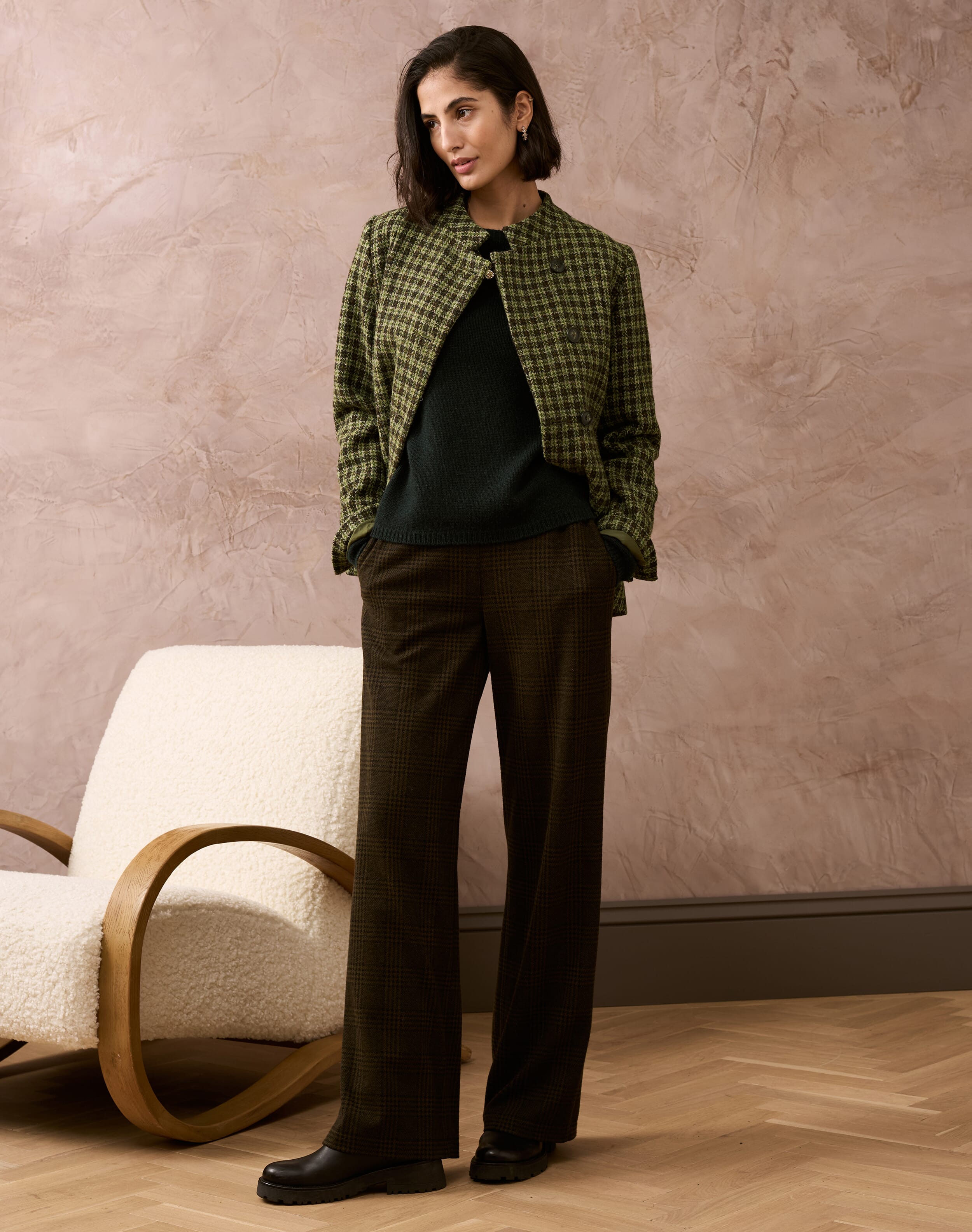 ジャケット [I AM MARI] Newel Nokara Wool Tweed Half Jacket Harris Tweed Jacket in Peat | Coats & Jackets | Brora Sale