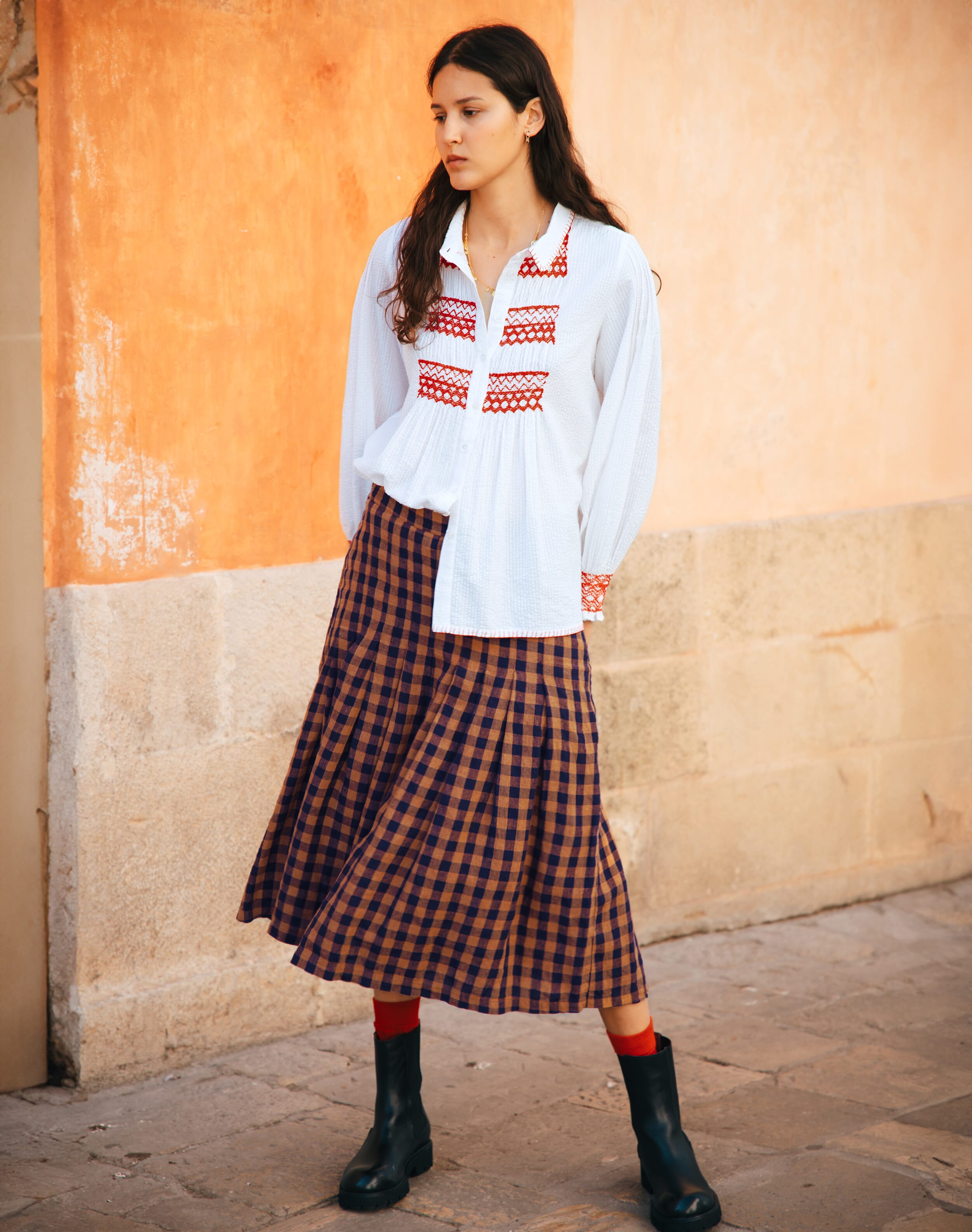 Gingham Linen Pleated Skirt in Caramel & Navy | Brora Fashion