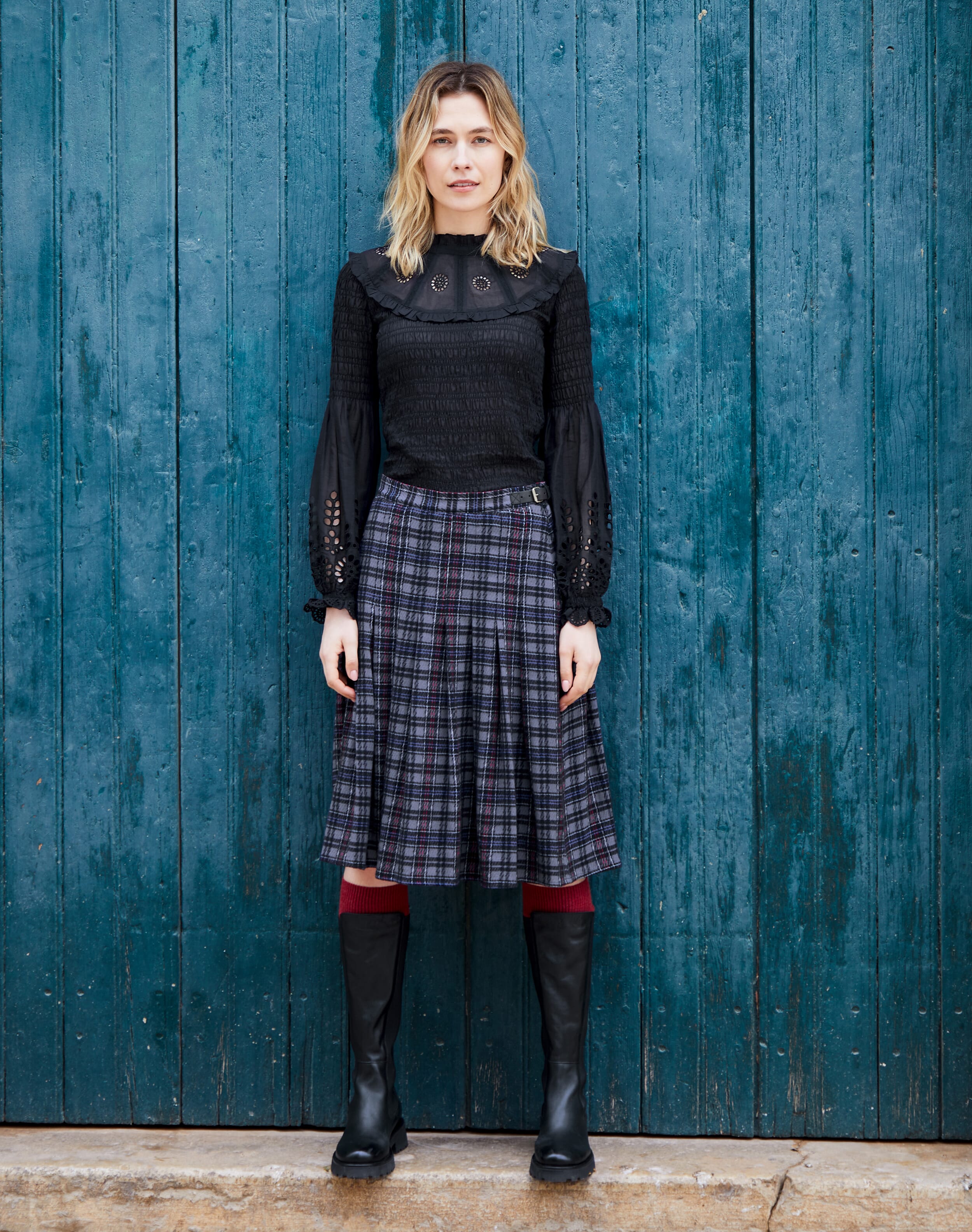 Plaid pleated skirt ladies hotsell