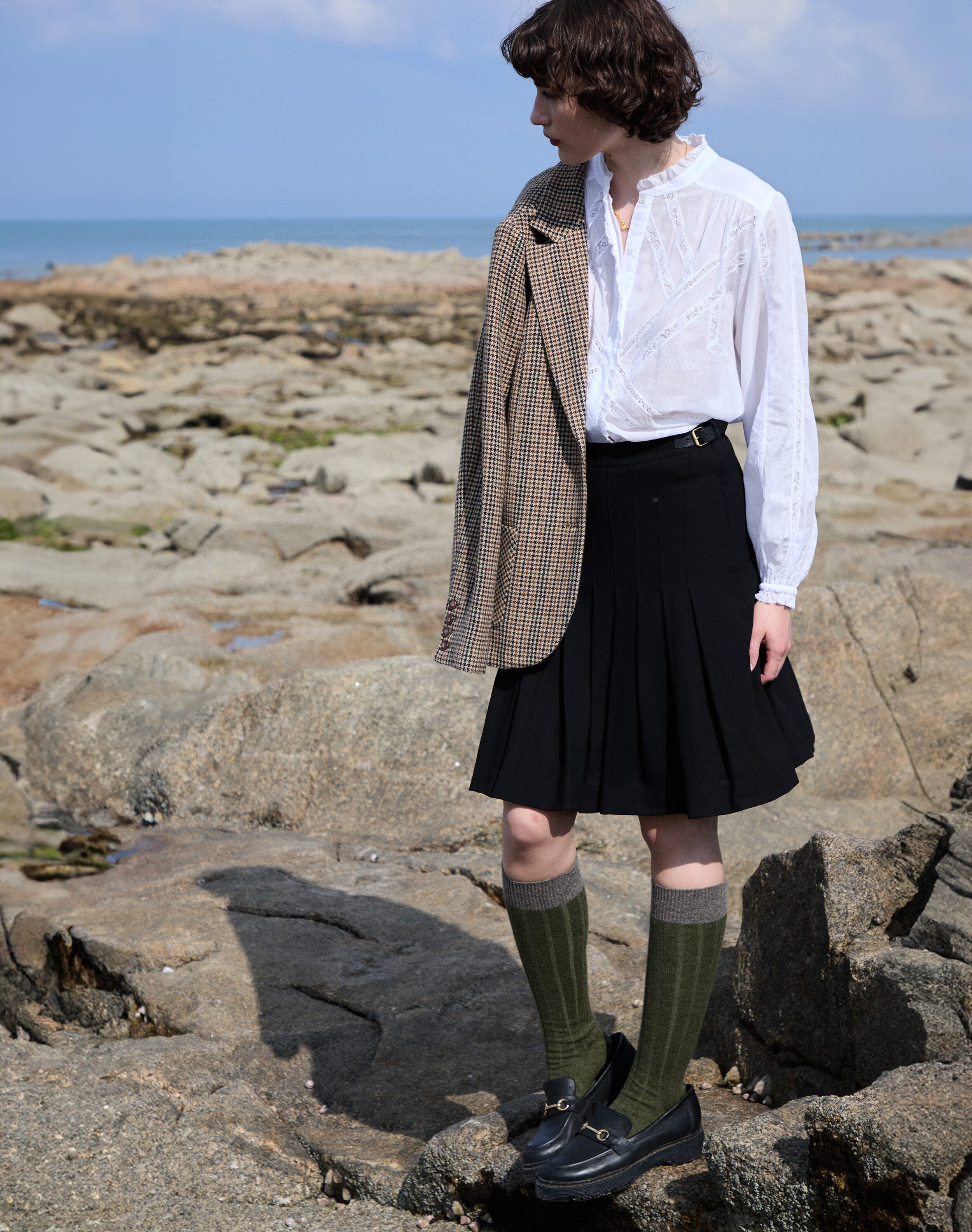 Black Wool Crepe Kilt | Women's Skirts | Brora Clearance