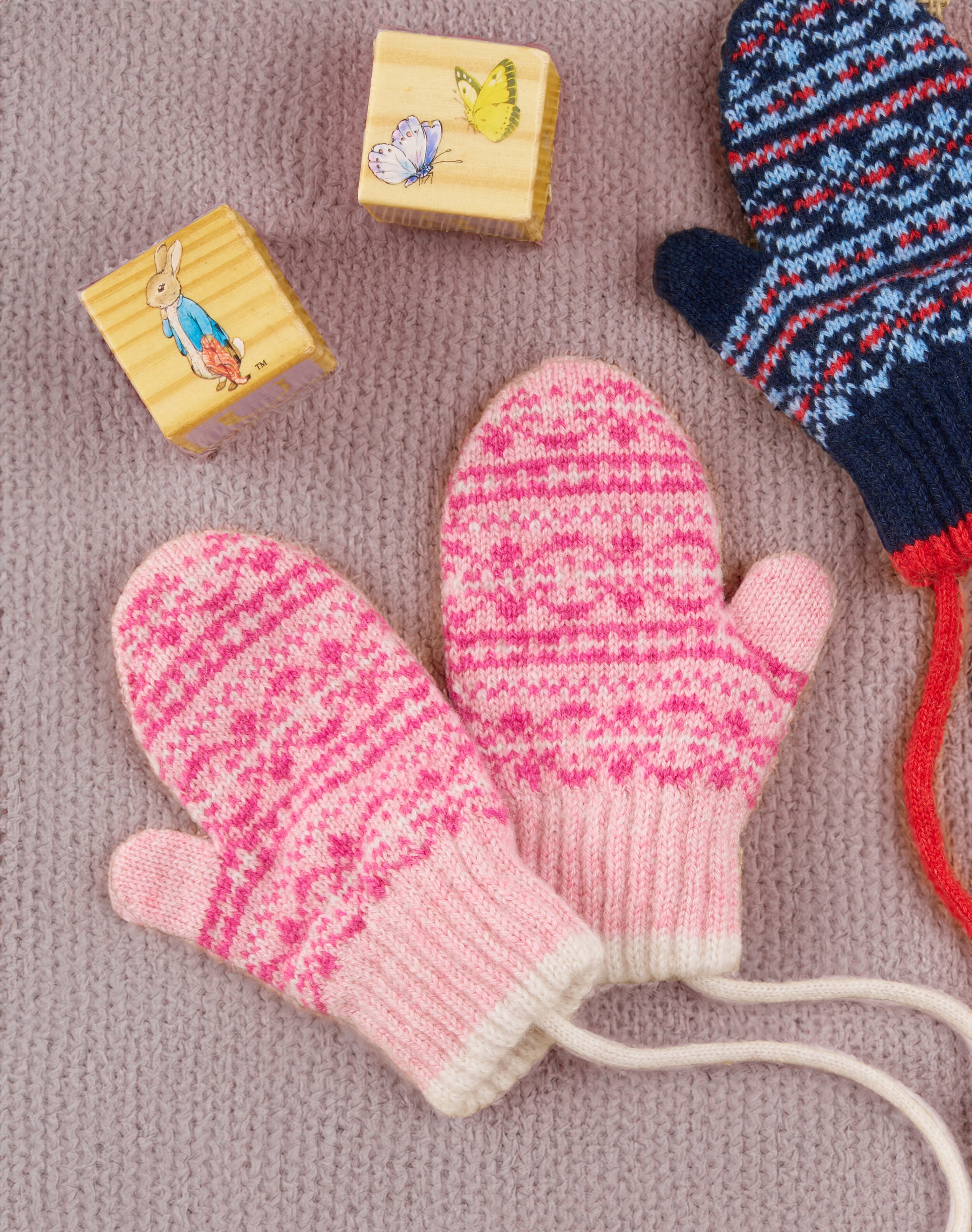 Brora Cashmere Fair Isle Mittens Petal for Women