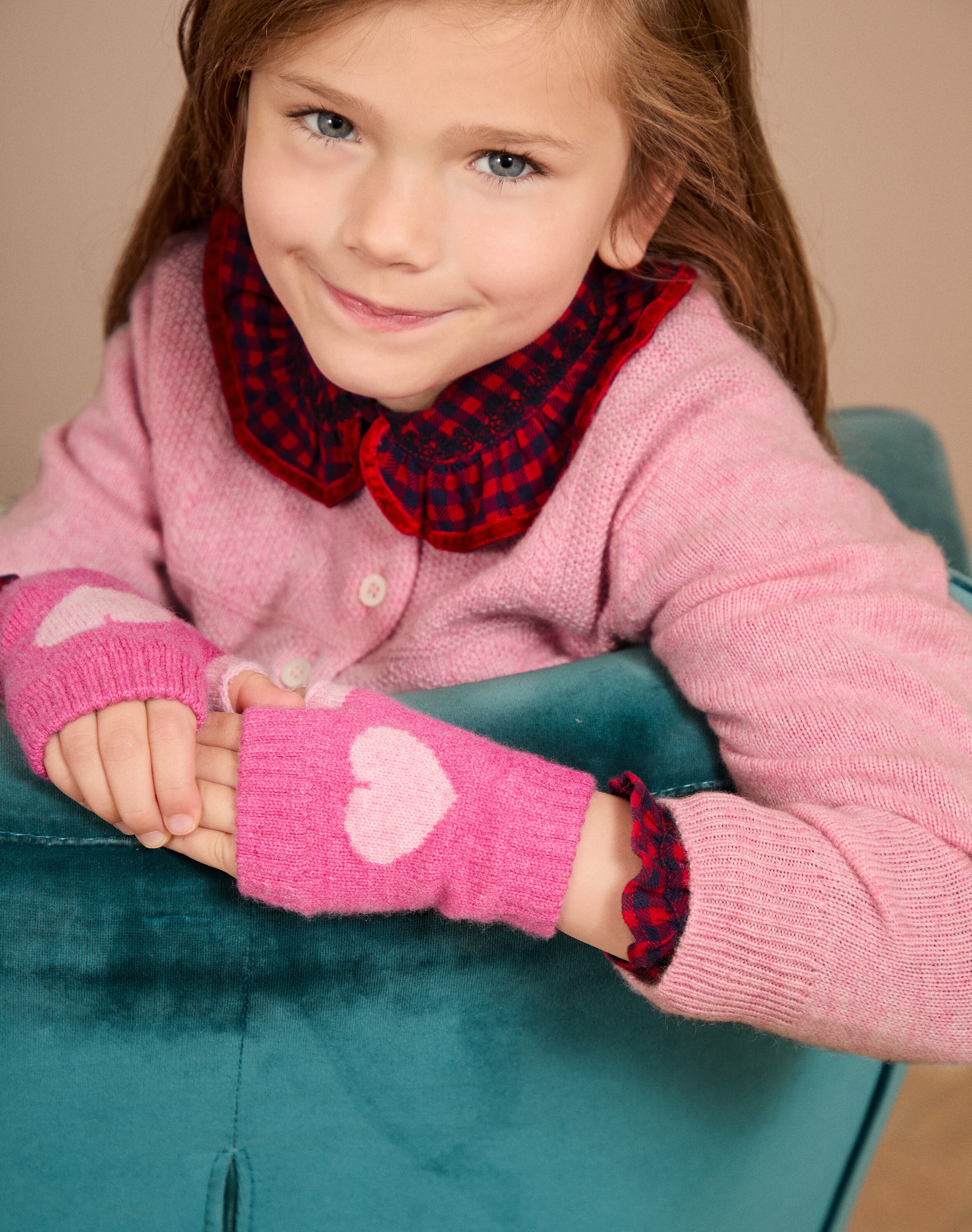 Brora Cashmere Heart Wristwarmers Foxglove & Petal
