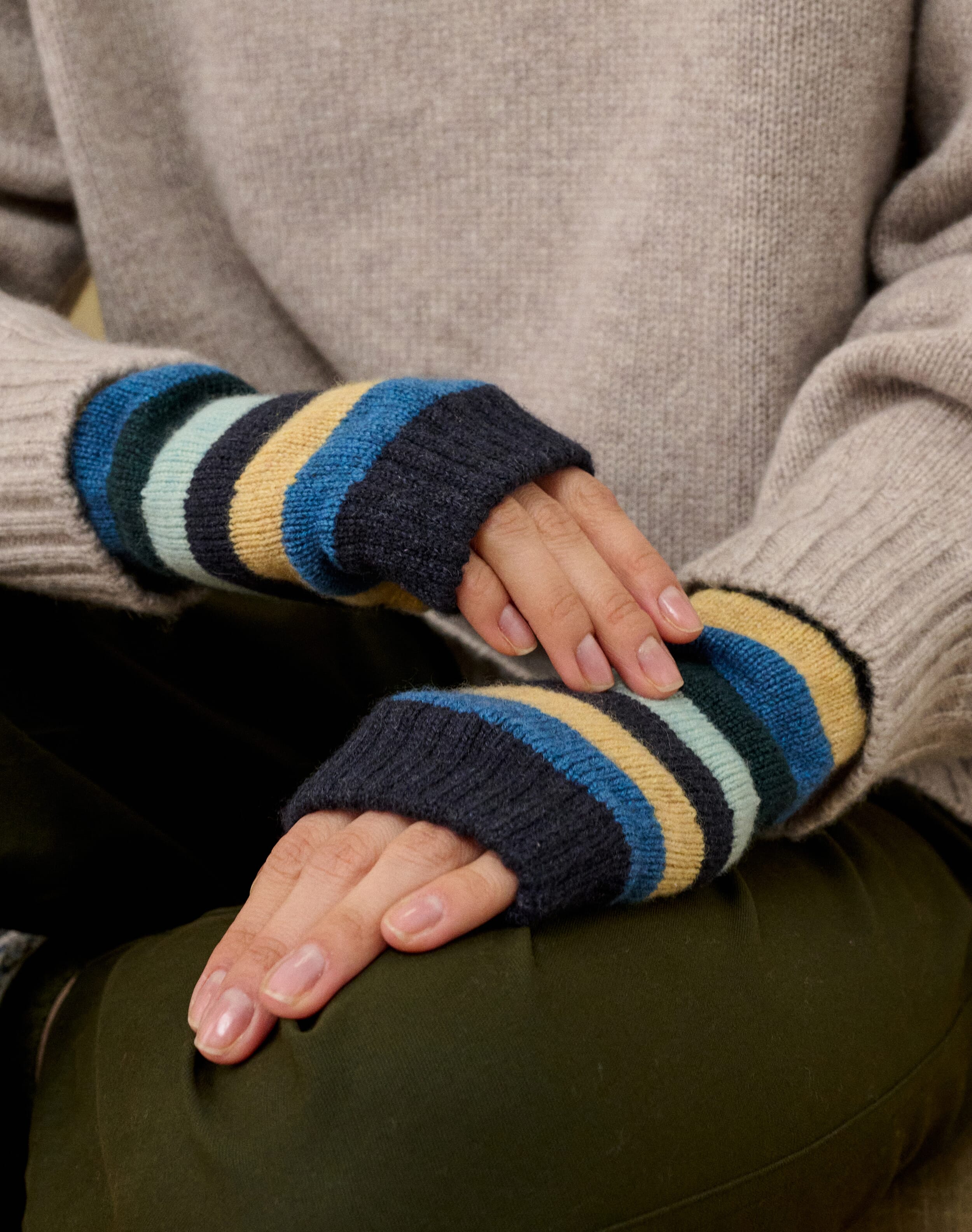 Brora Cashmere Rose Fair Isle Wristwarmers