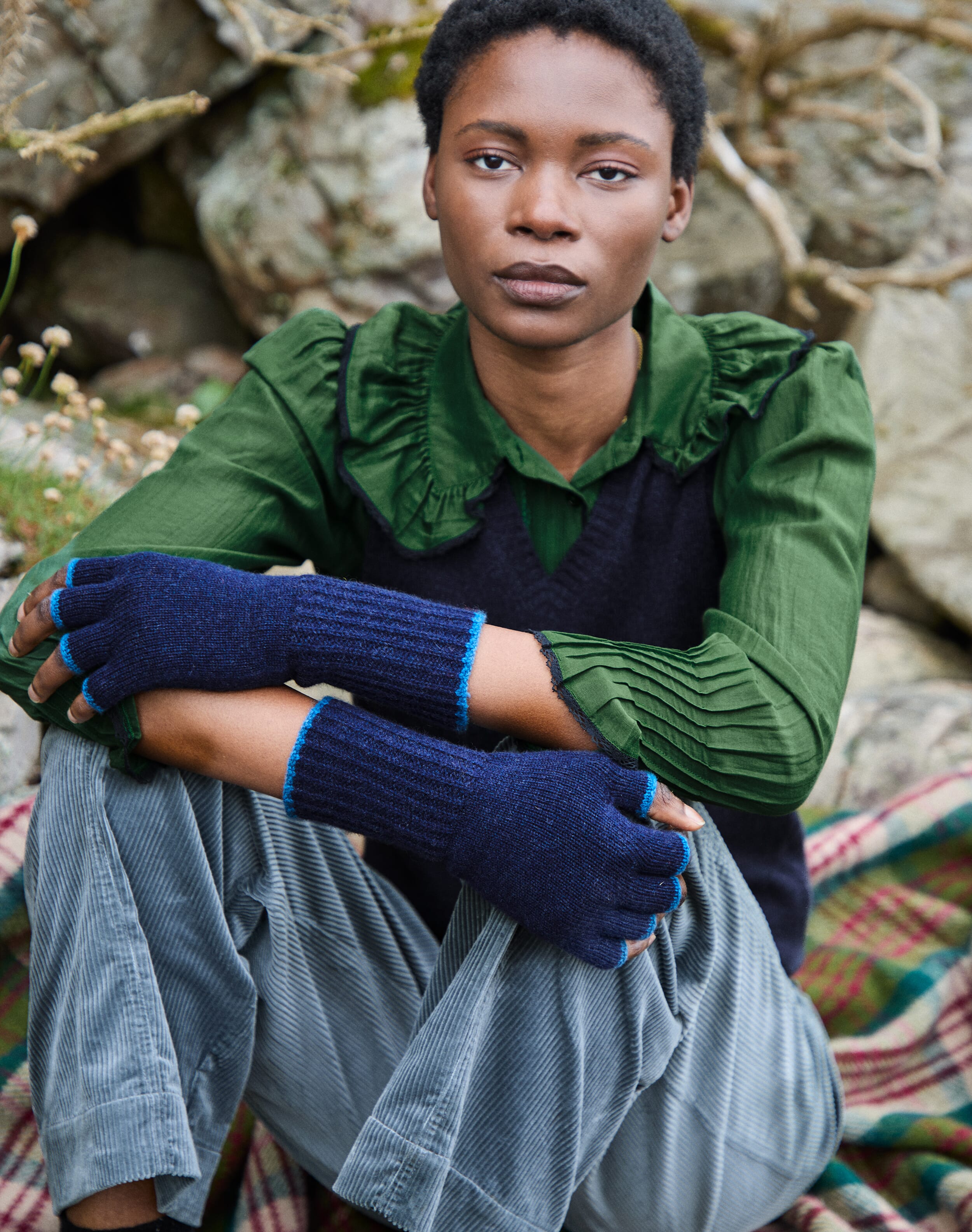 Brora Crystal & Pearl Bumble Bee Brooch Kingfisher & ruby
