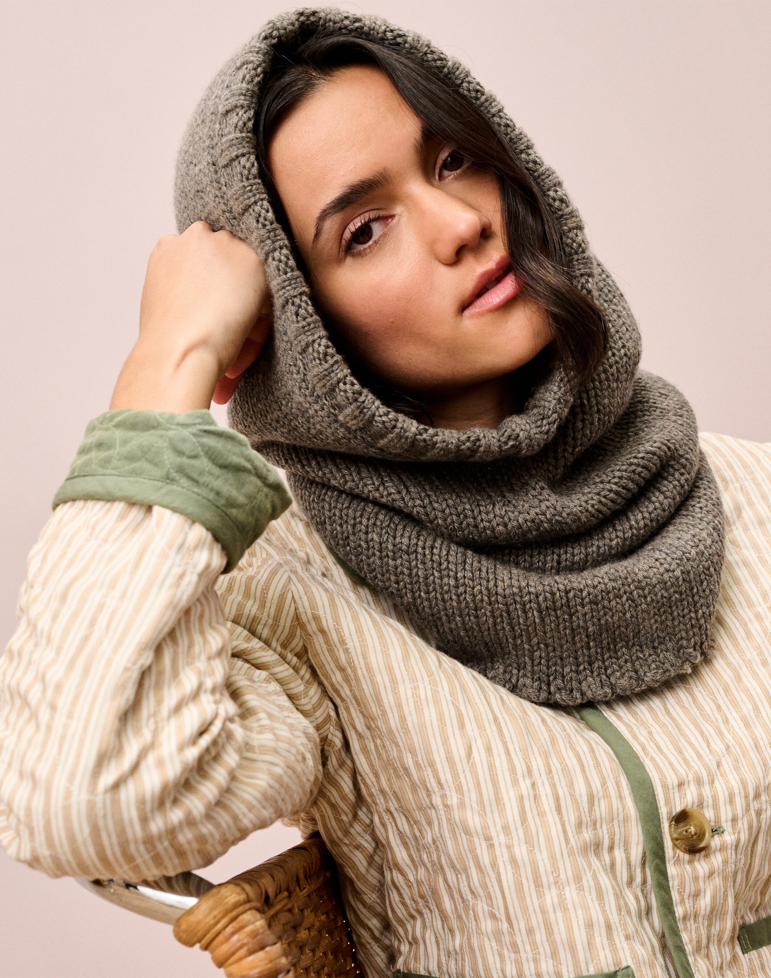 Scottish Cashmere Luxe Knit Hooded Snood in Mercury | Brora