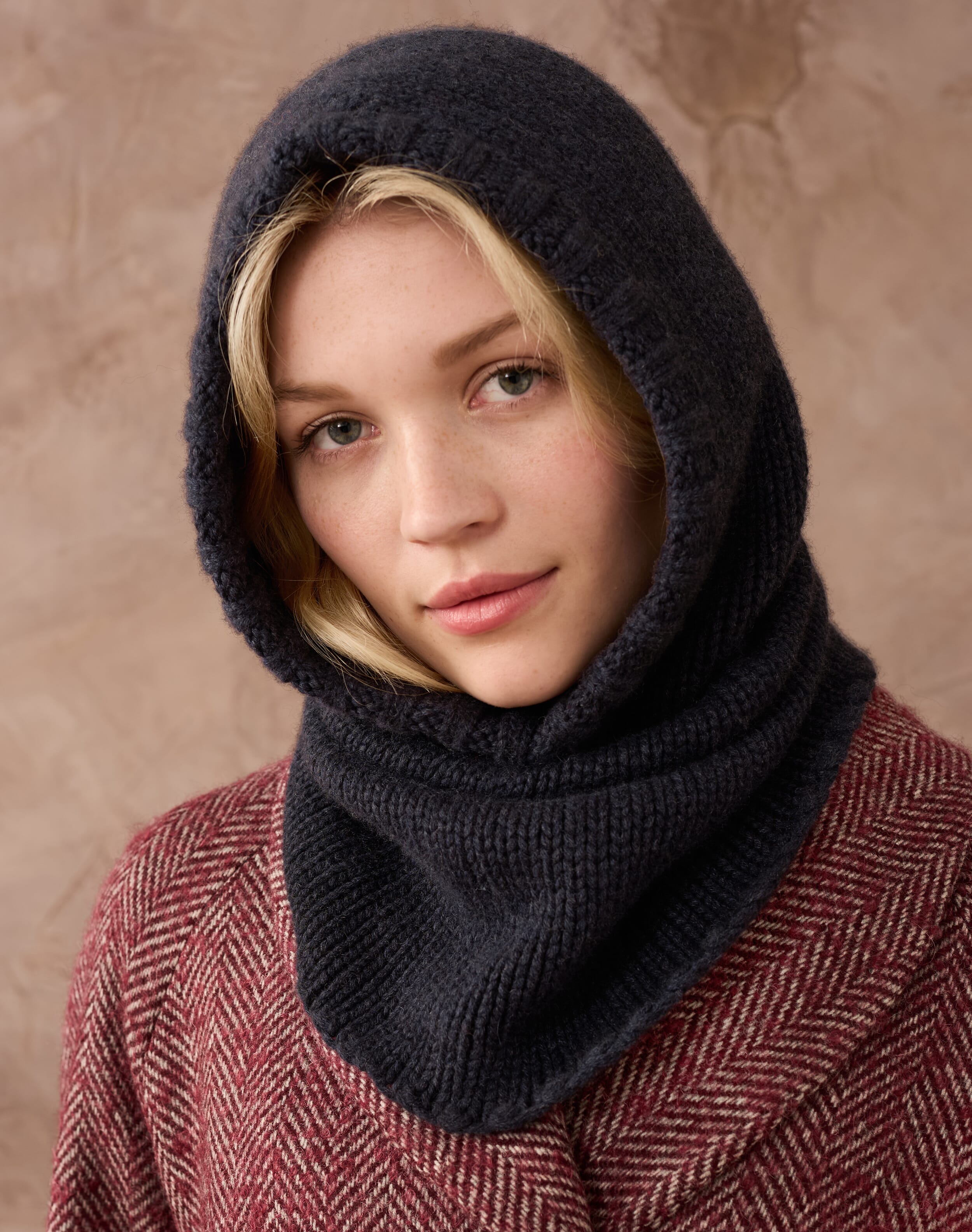 Brora Cashmere Luxe Knit Hooded Snood