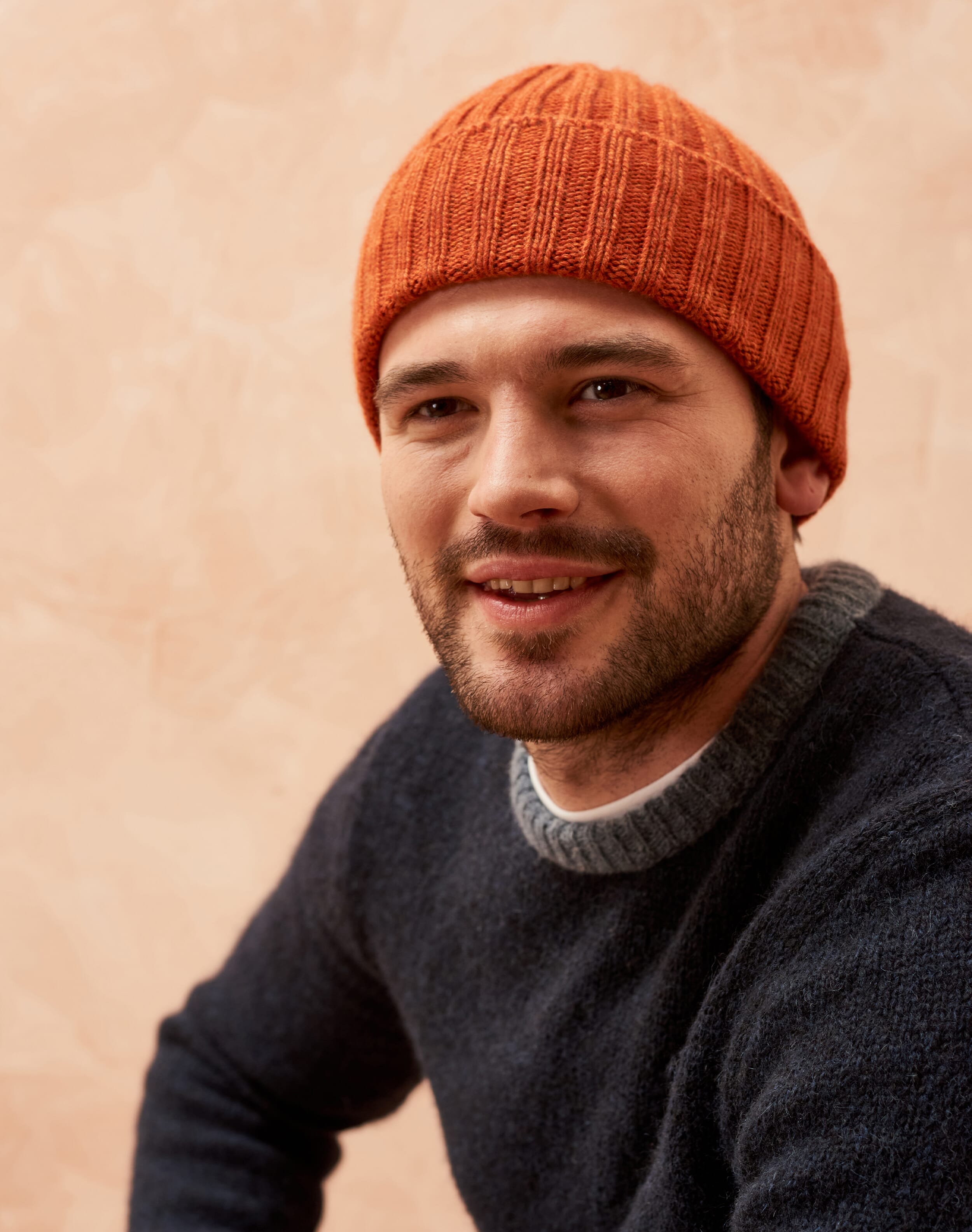 orange-cashmere-ribbed-hat-accessories-brora-fashion
