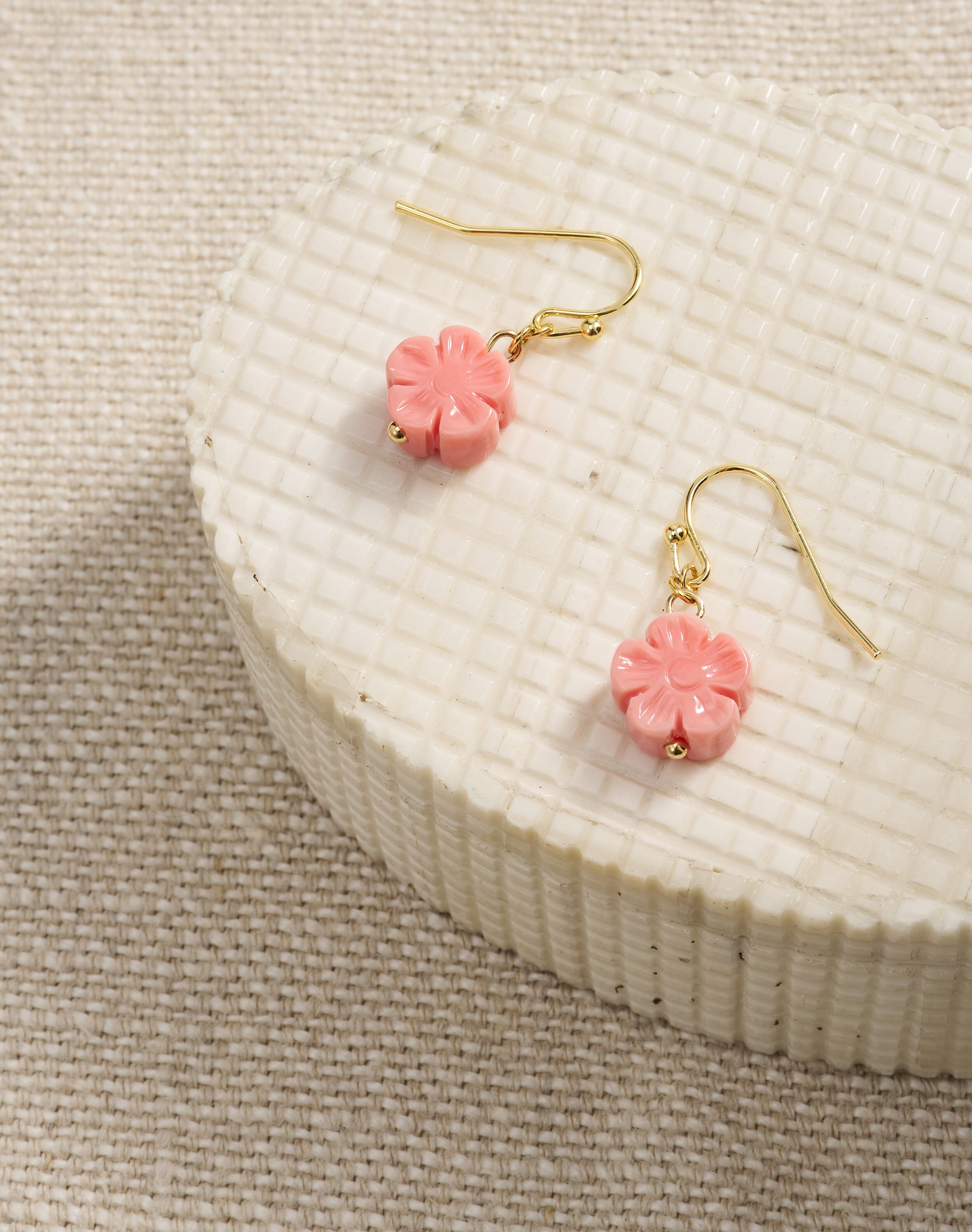 Brora Flower Drop Earrings Shell