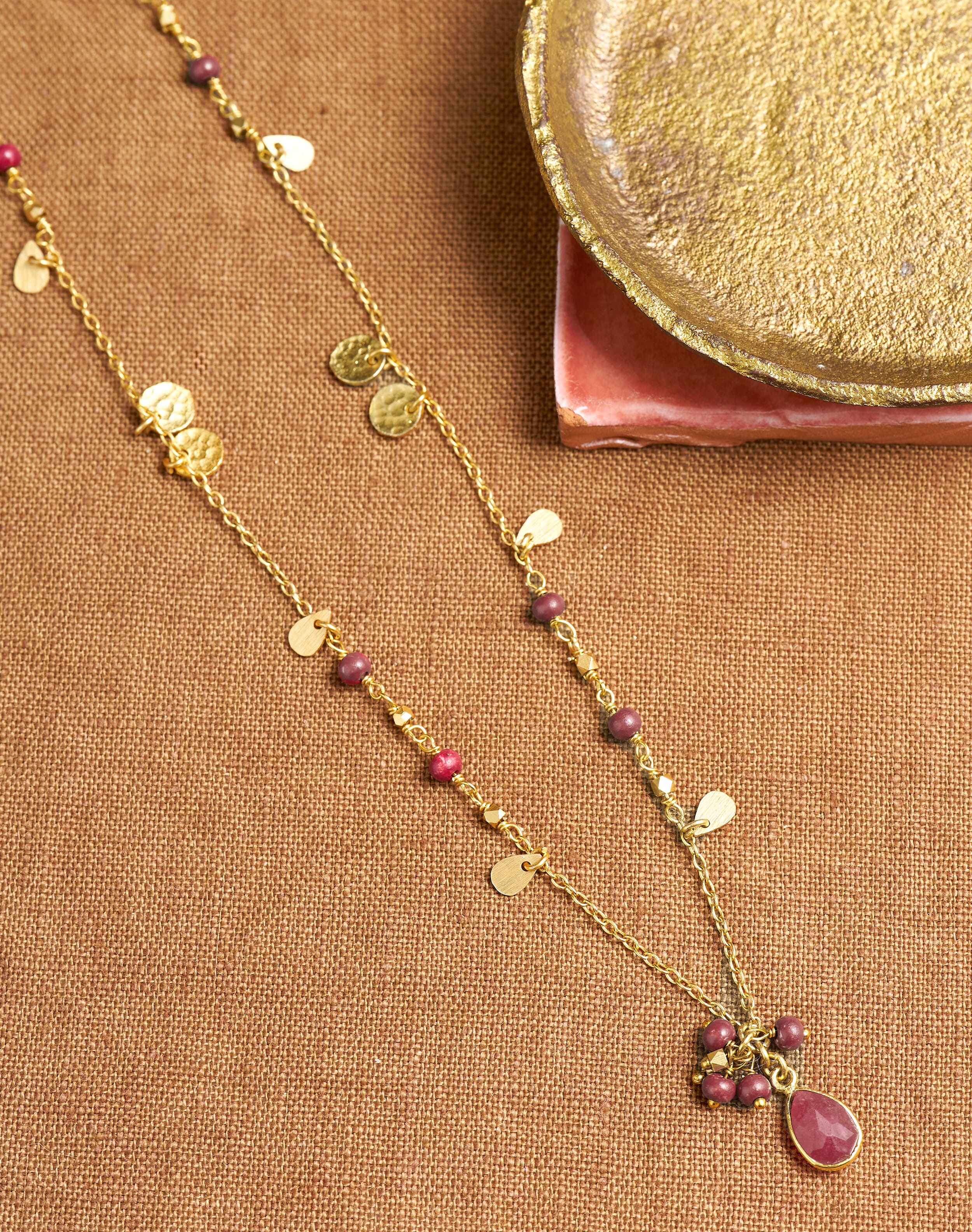 Brora Bead Disc Pendant Necklace Gold berry