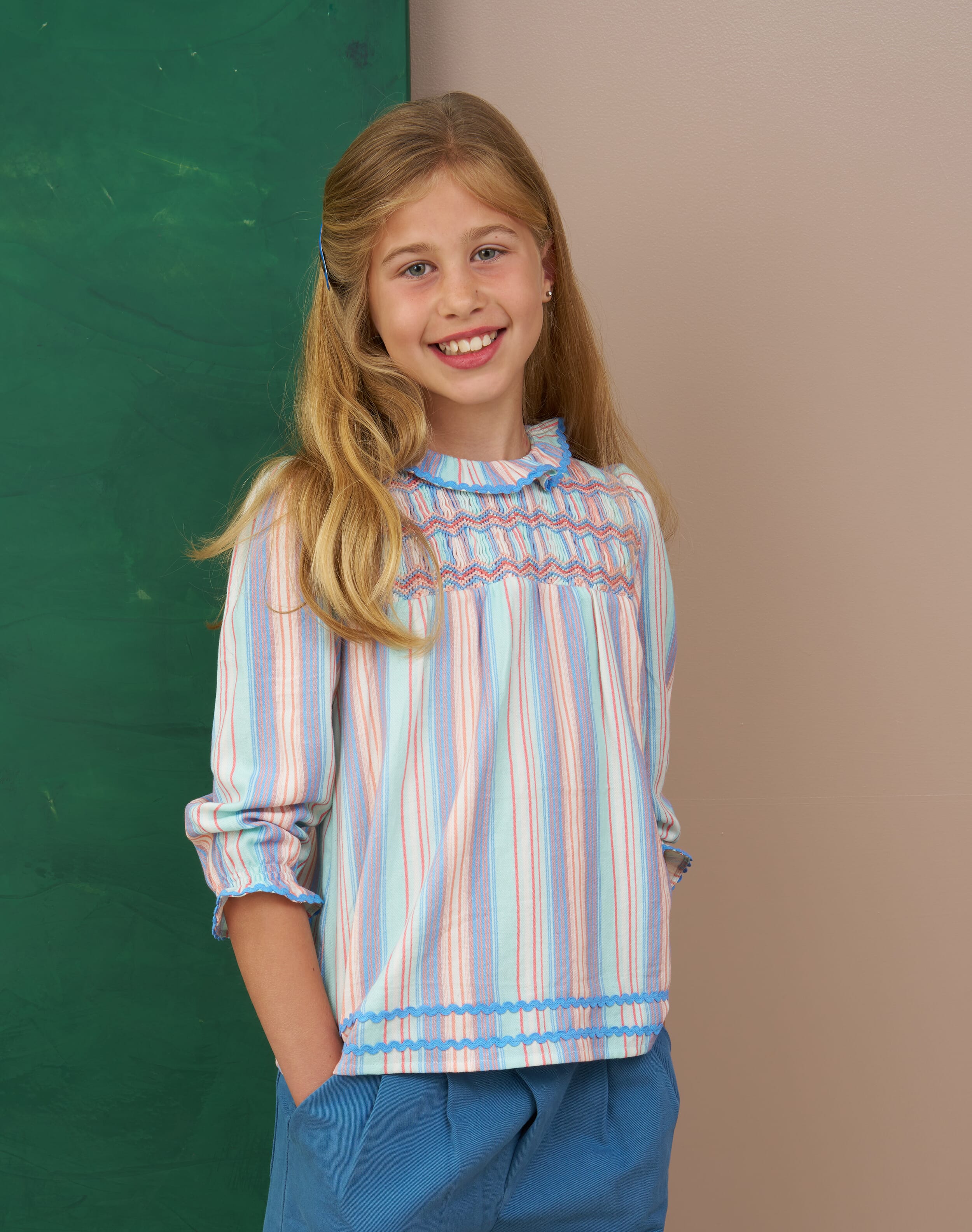 Brora Cashmere Heart Wristwarmers Foxglove & Petal