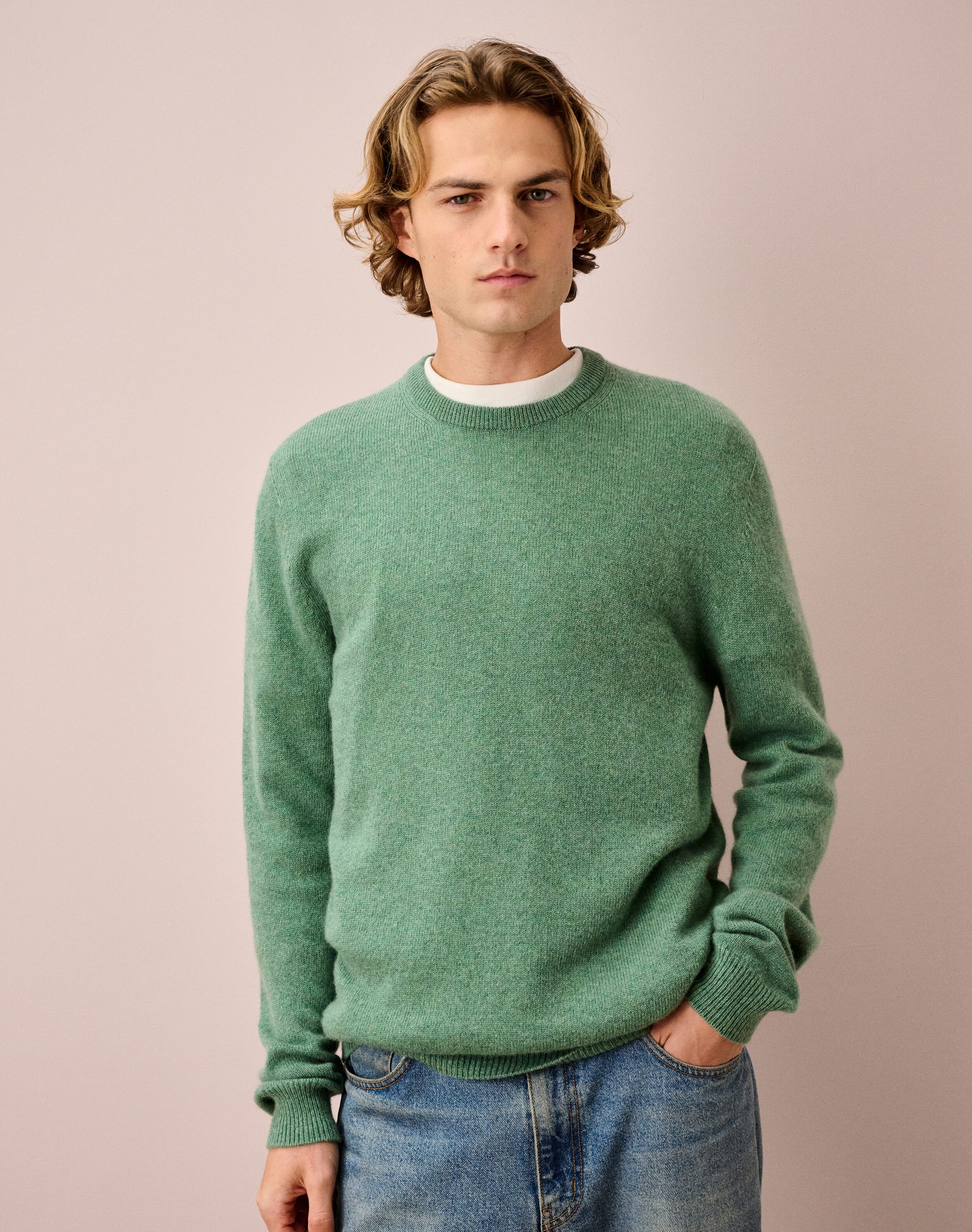 Men's Scottish Cashmere Classic Round Neck Jumper in Thyme