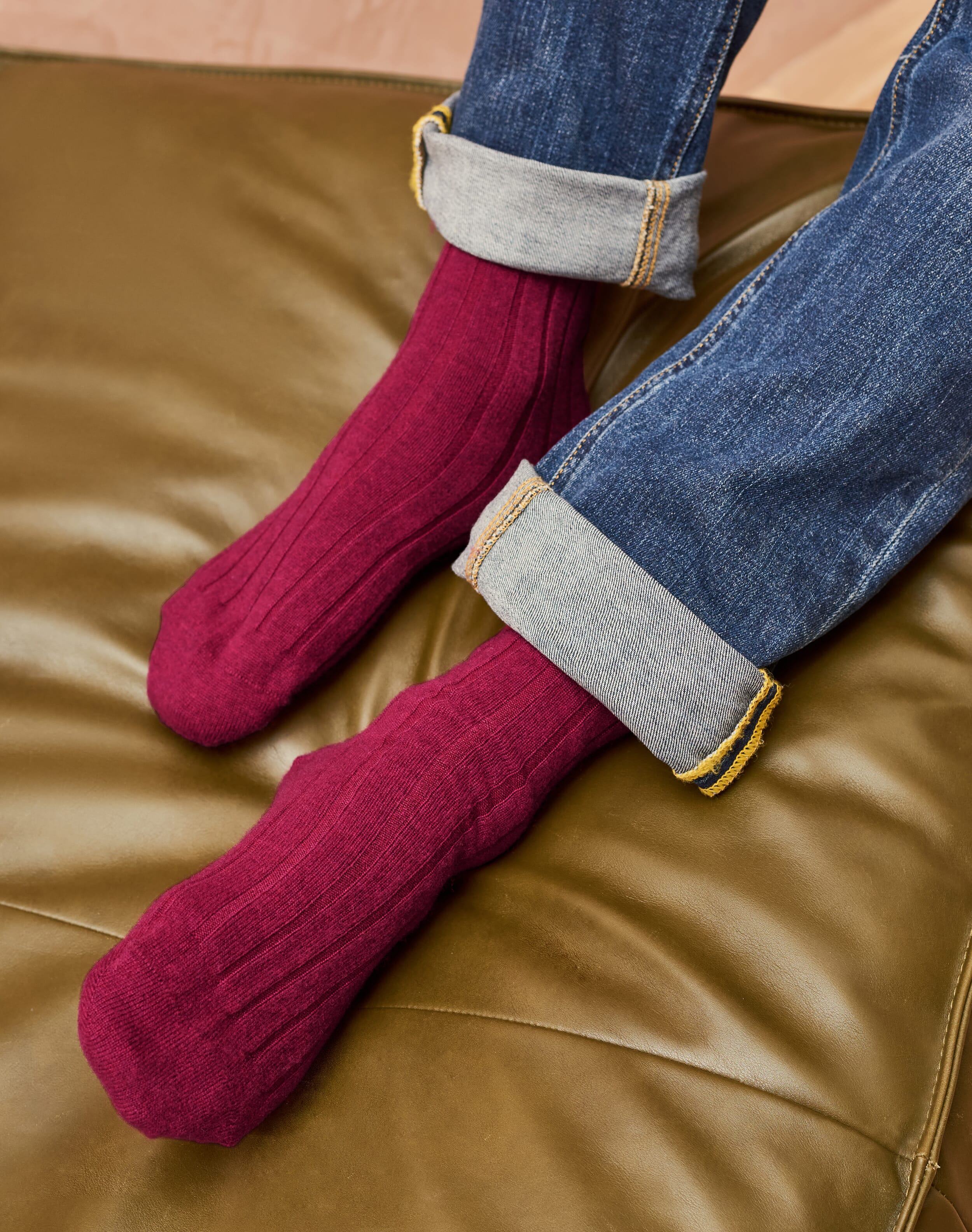 Men s Cashmere Socks Mulberry