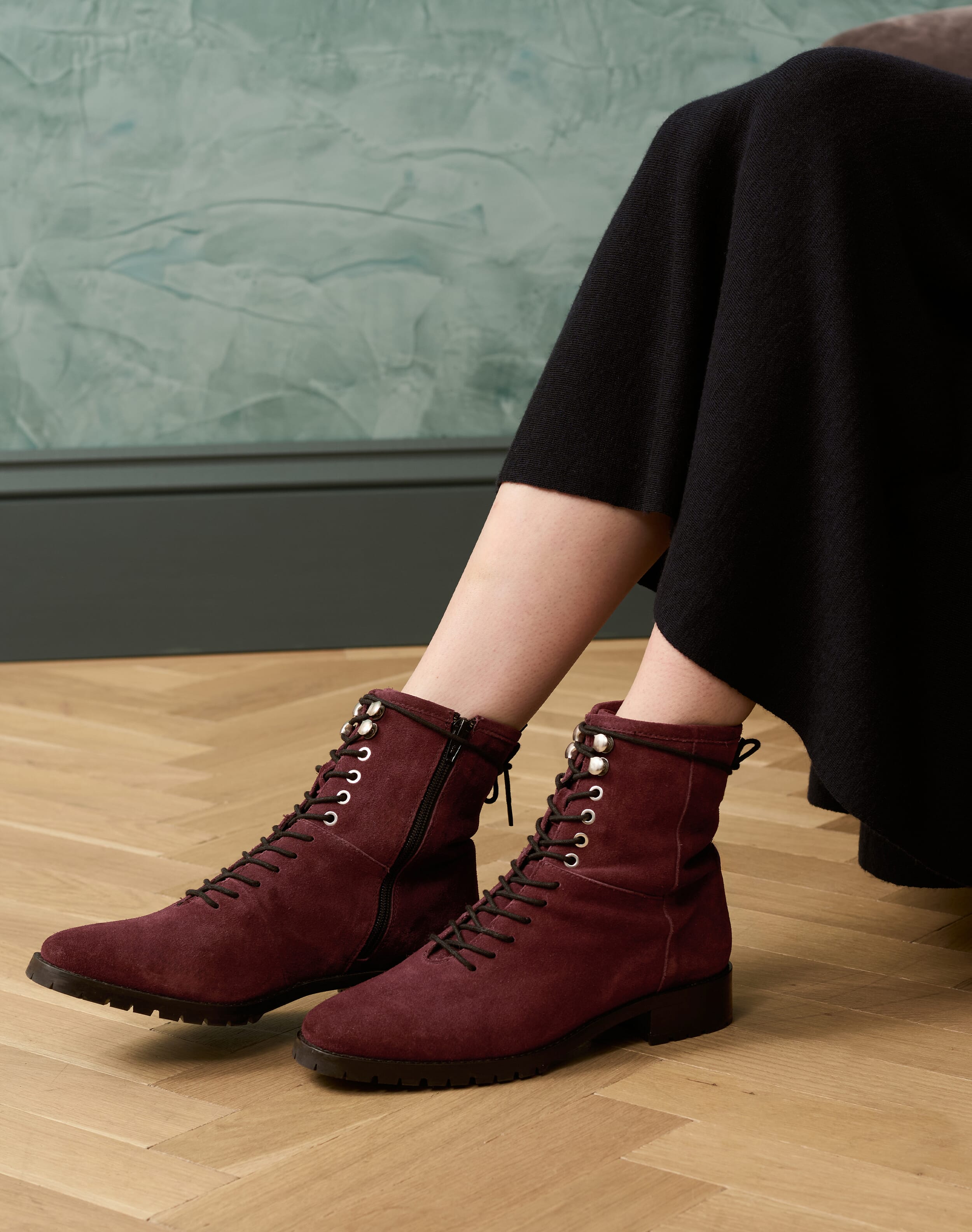 Suede boots with laces online