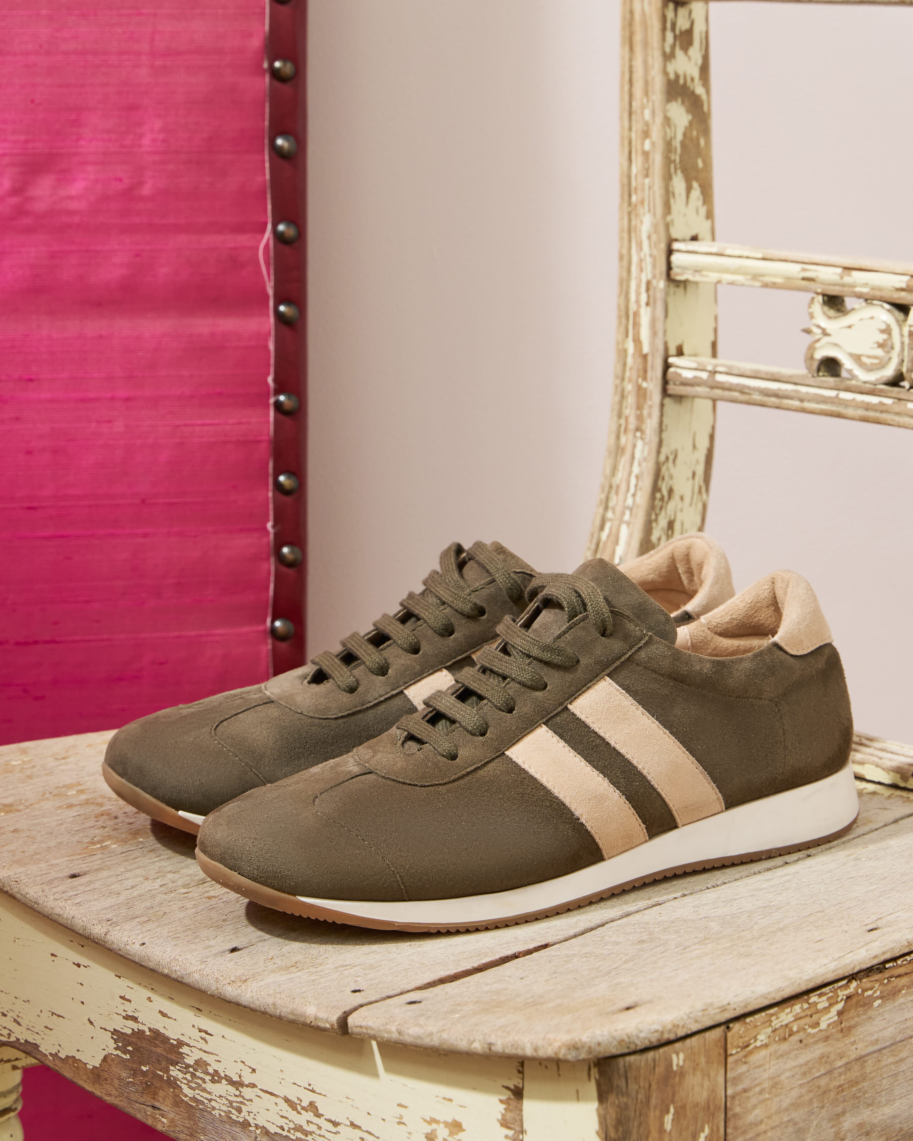 Brora Suede Stripe Trainers Olive & ecru for Women  - Size: 37