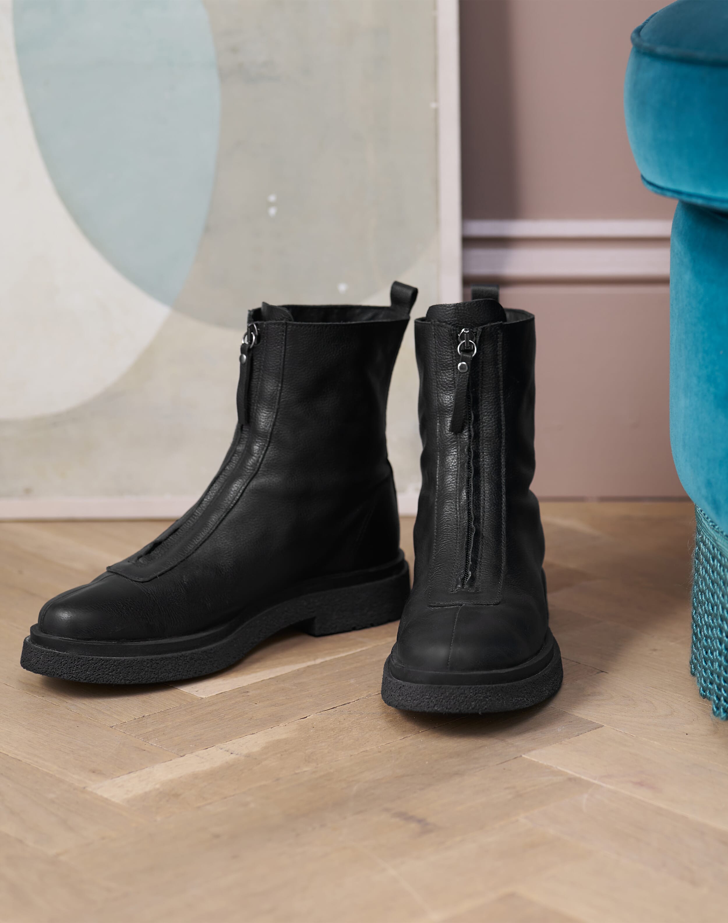 Brora Leather Zip Front Boots