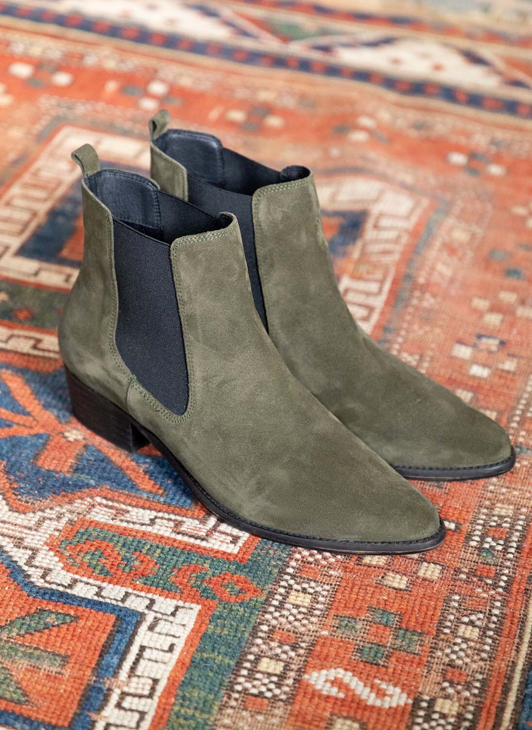 pull on leather ankle boots