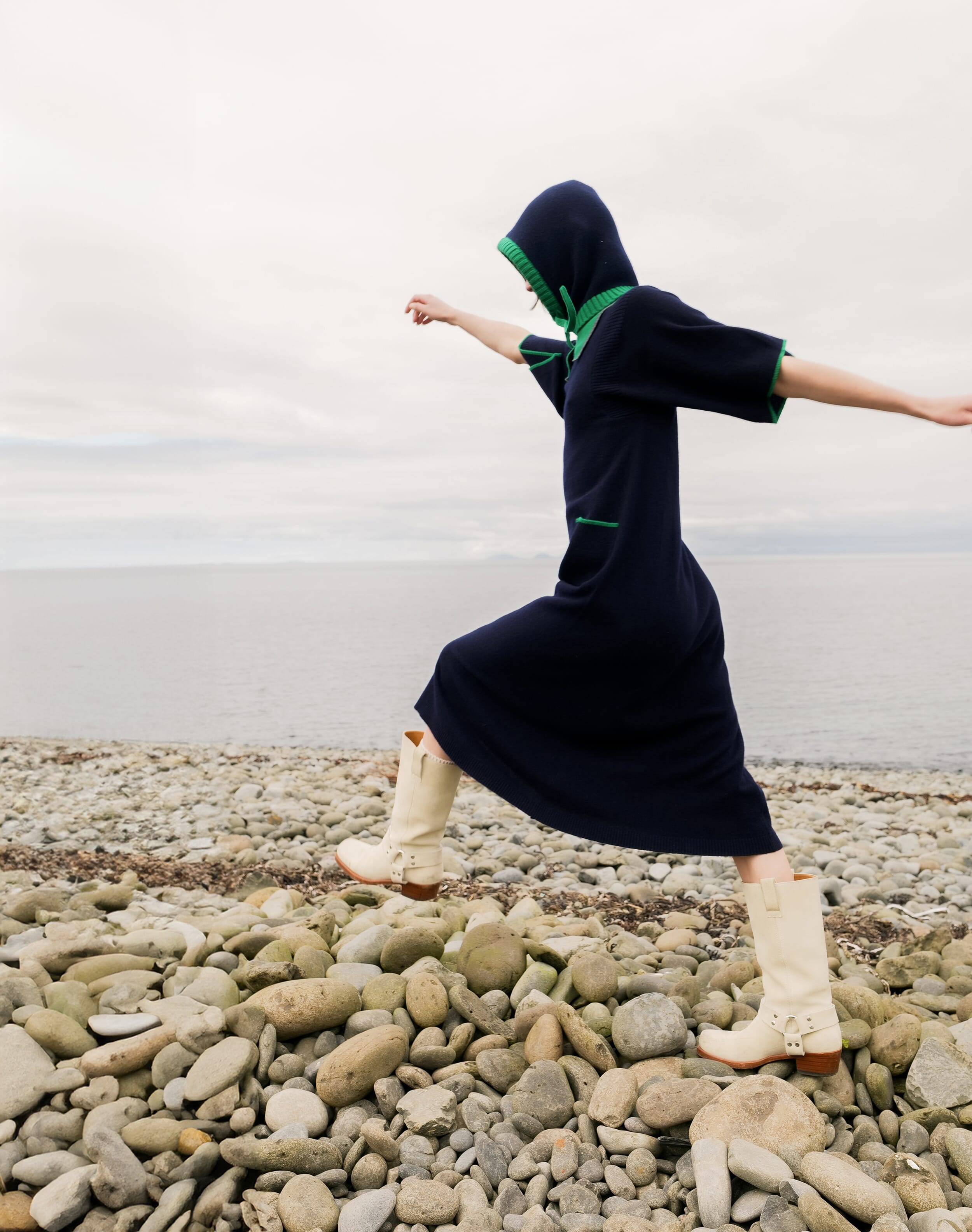 Supersoft Lambswool Balaclava in Neptune & Lizard | SKYE by Brora