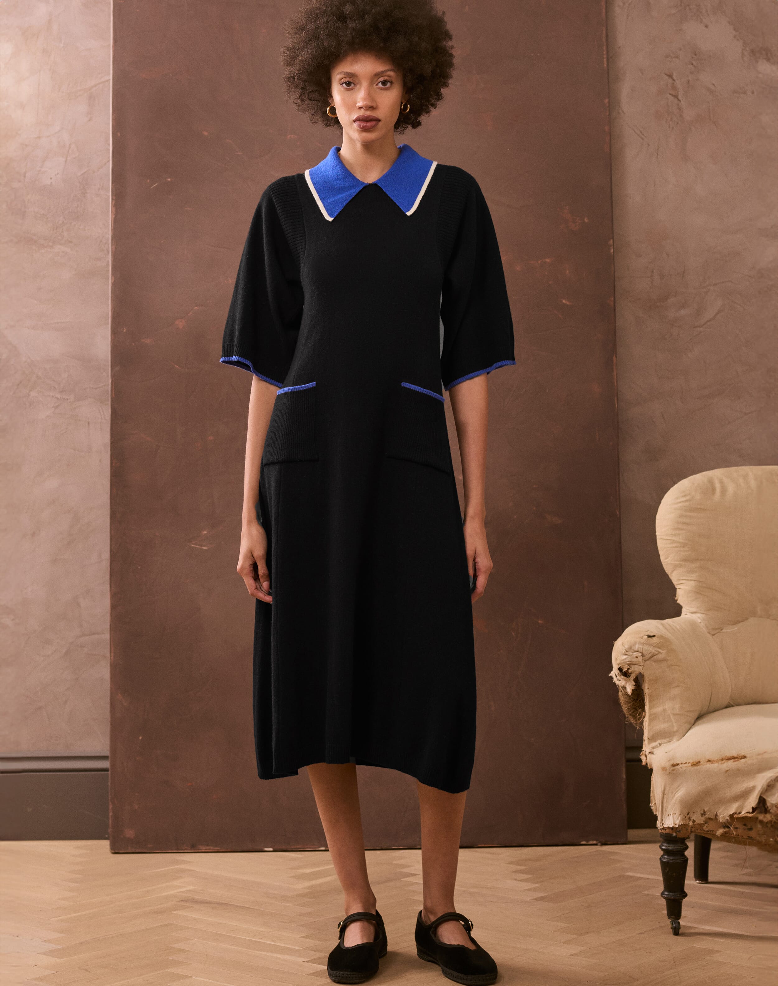 Brora The Supersoft Lambswool Knitted Dress Black for Women  - Size: 10
