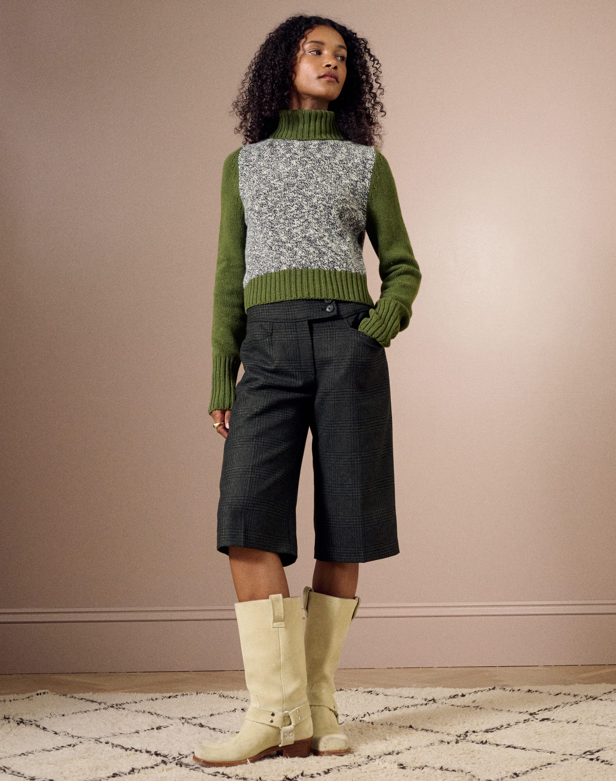Brora The Check Wool Long Shorts Lead