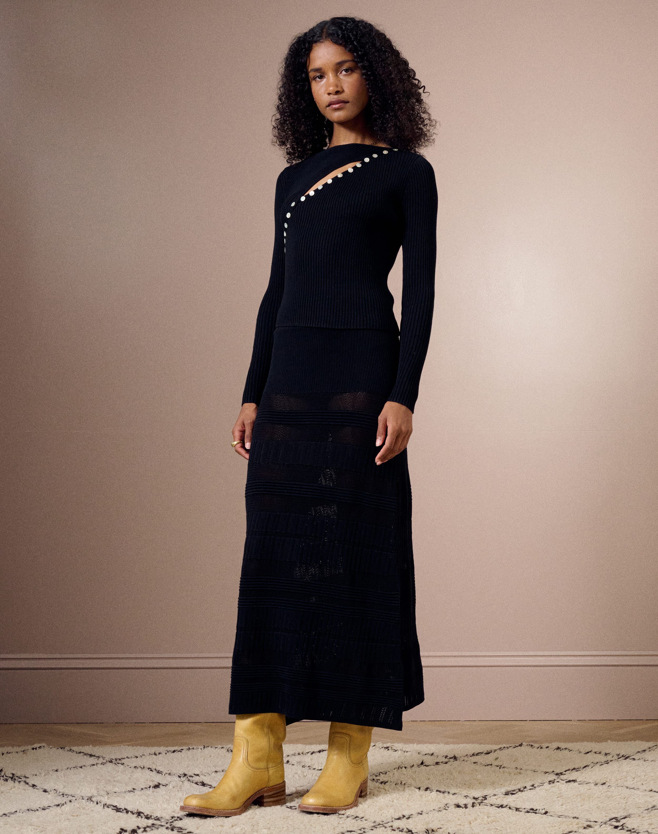 The Knitted Skirt in Black | Womenswear | Clearance