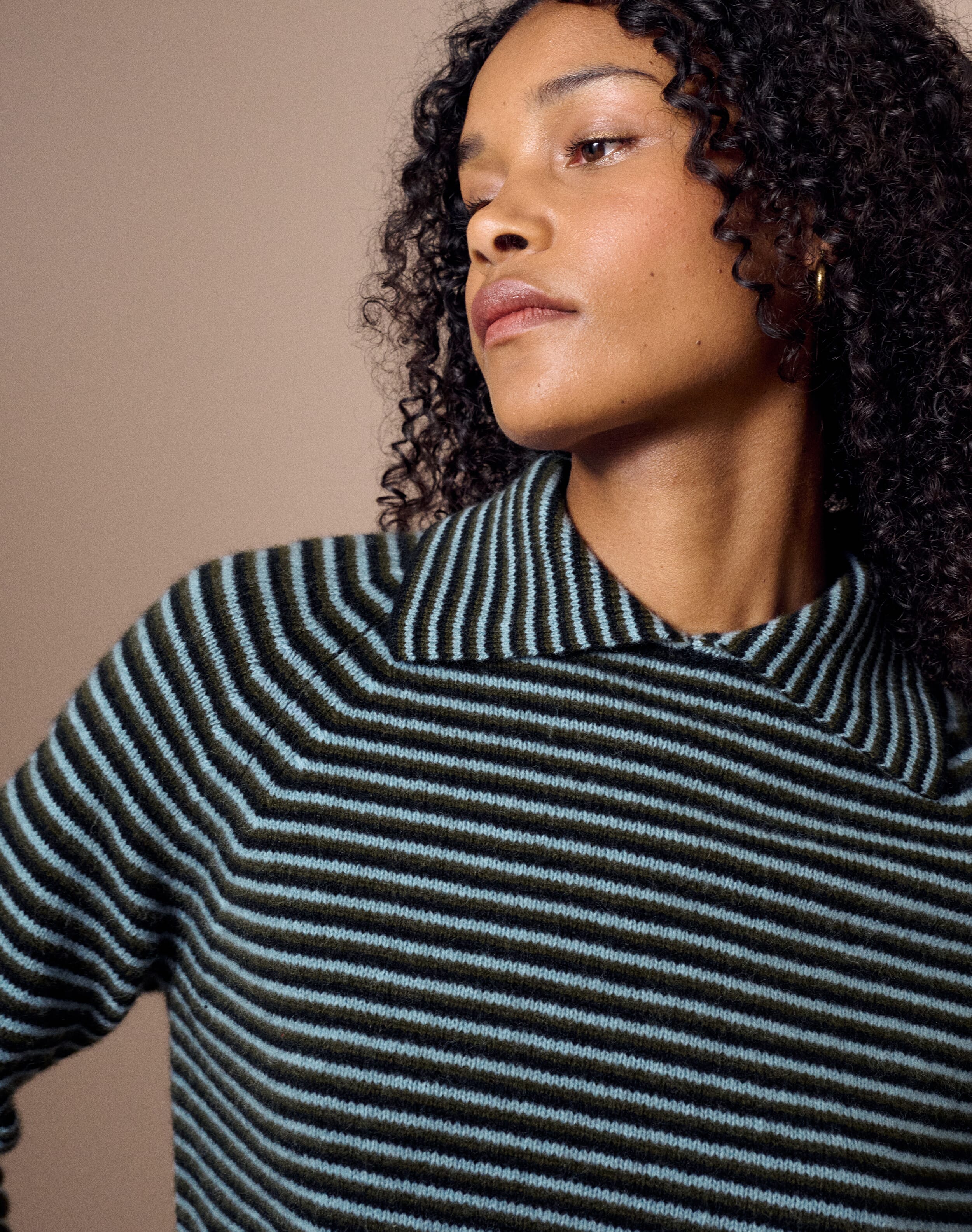 The Supersoft Lambswool Stripe Jumper in Black & Periwinkle