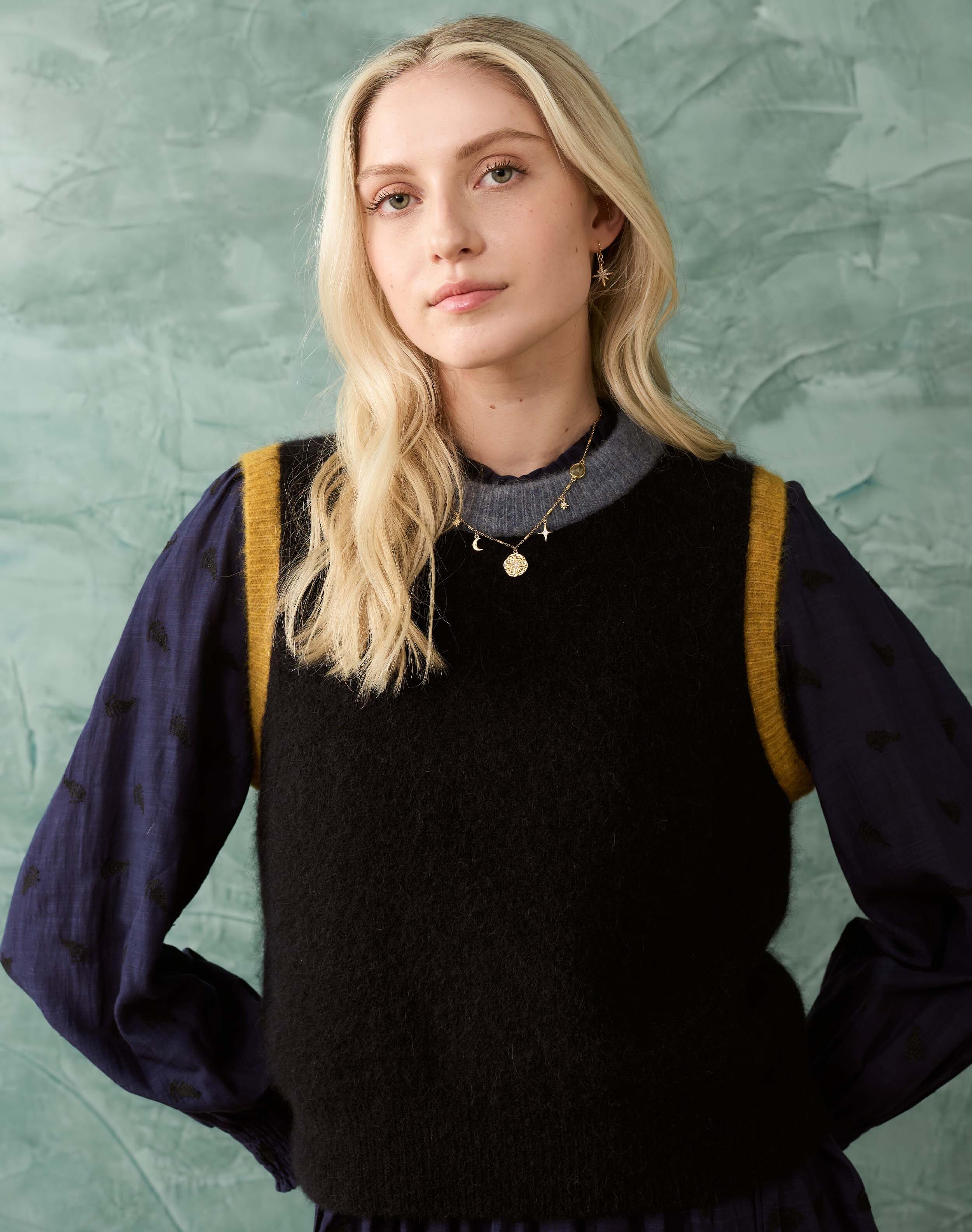 Navy Alpaca Colour Block Tank | Women's Knitwear | Brora Fashion