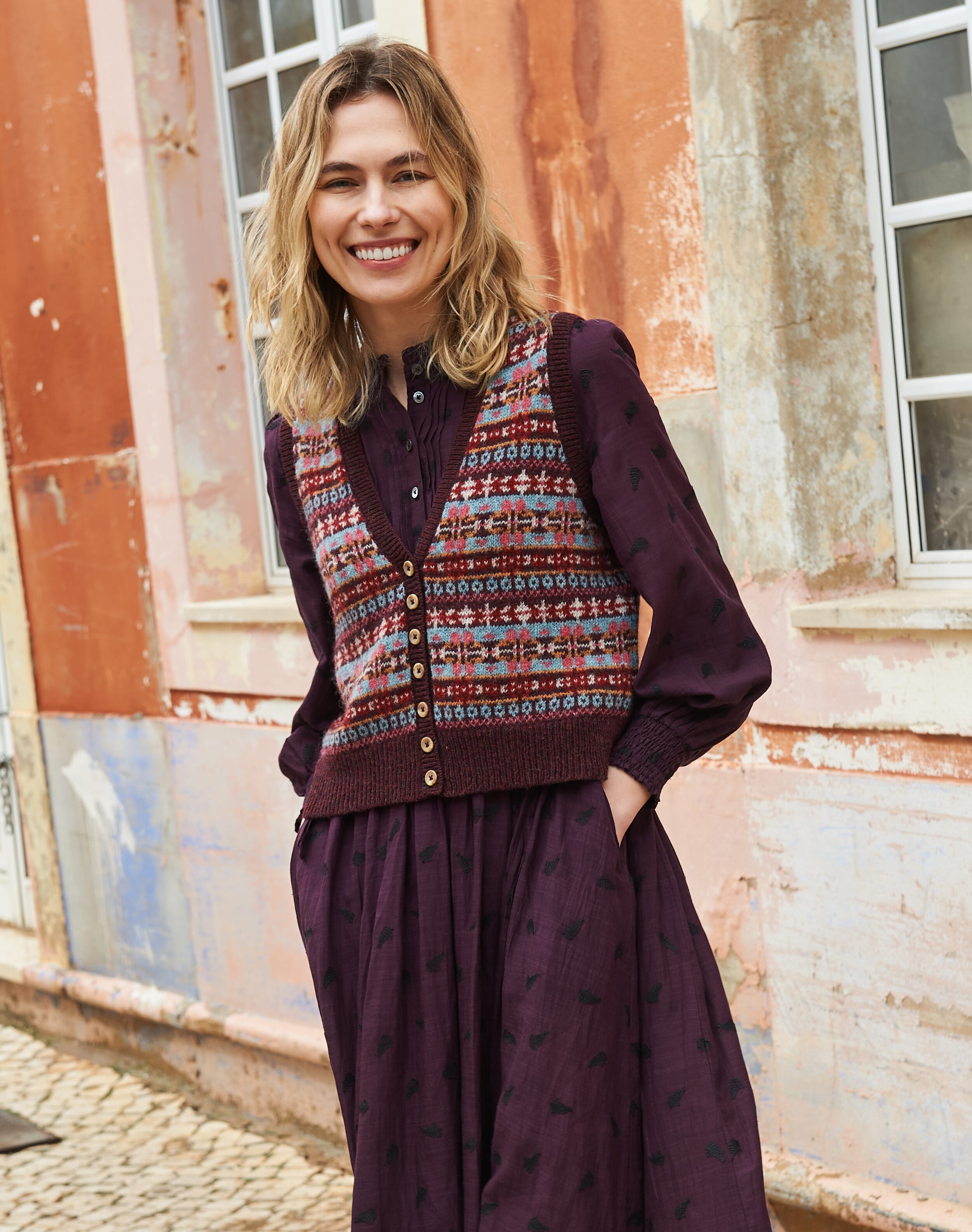 Wool Fair Isle Sleeveless Cardigan Bordeaux