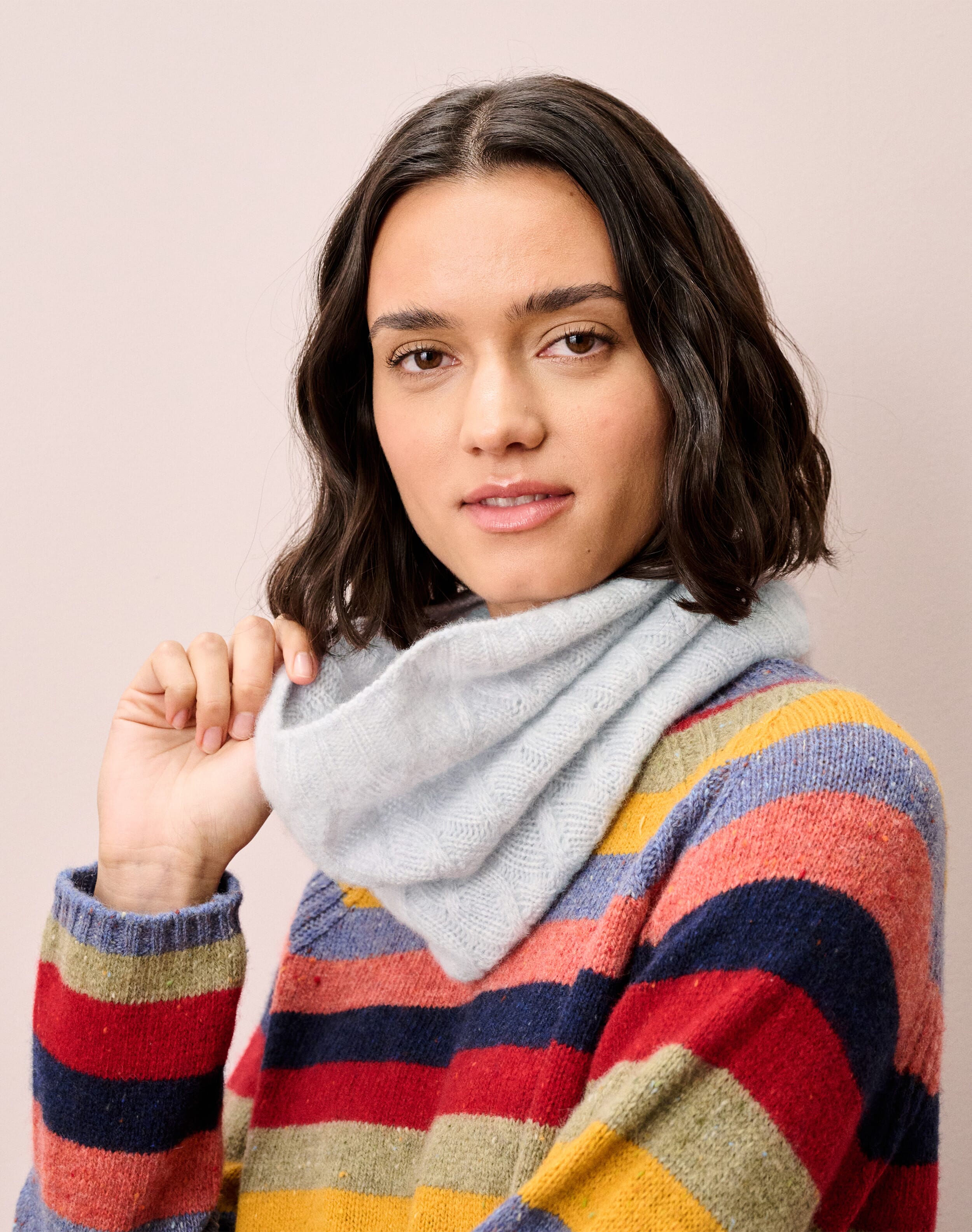 Scottish Cashmere Cable Snood in Pearl | Accessories | Brora Sale