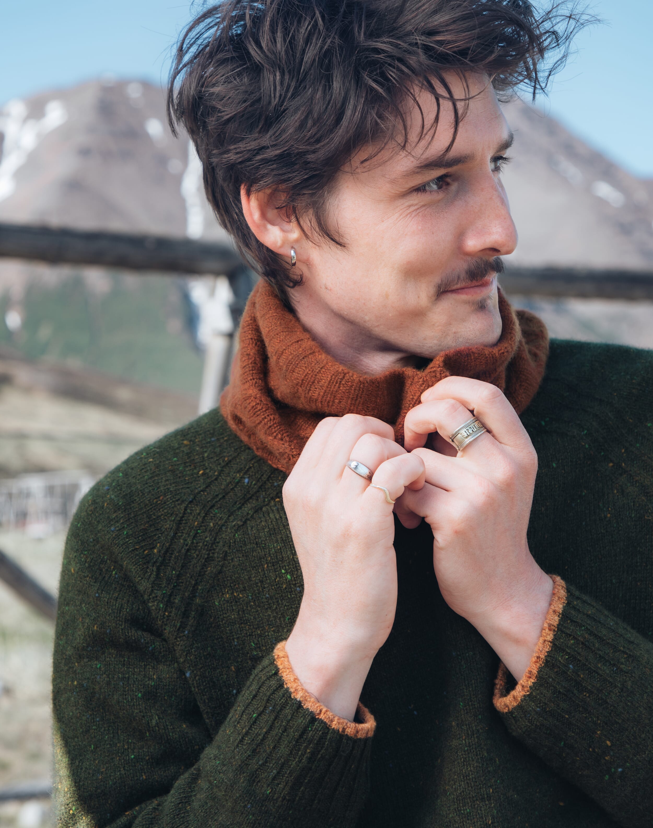 Cashmere Cable Snood in Conker | Brora Clearance | Accessories