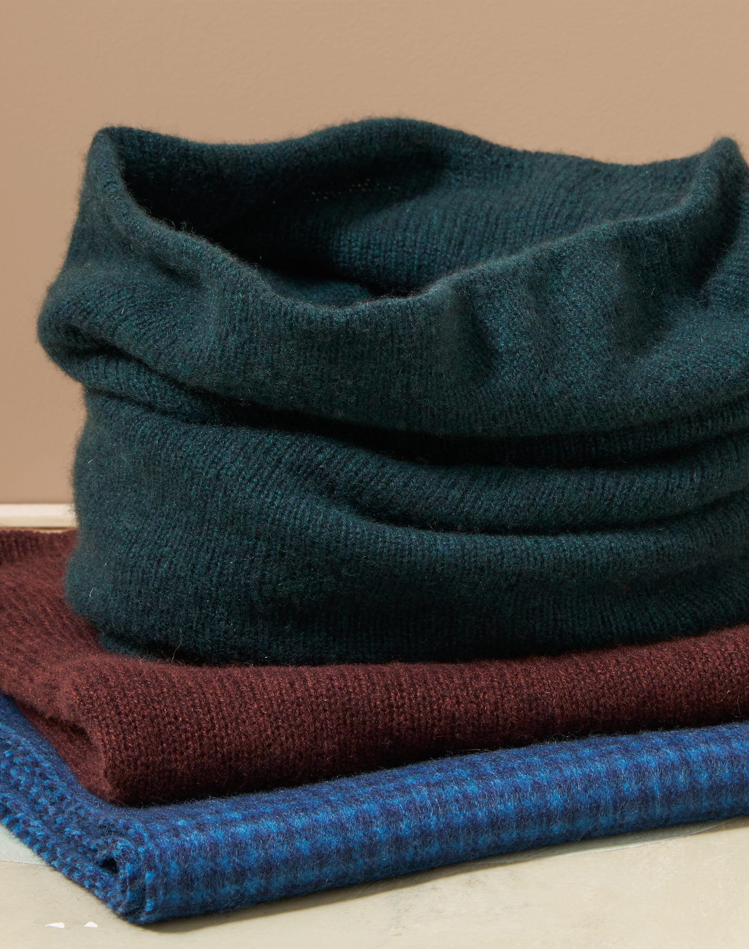 Brora Cashmere Gauzy Snood Ivy