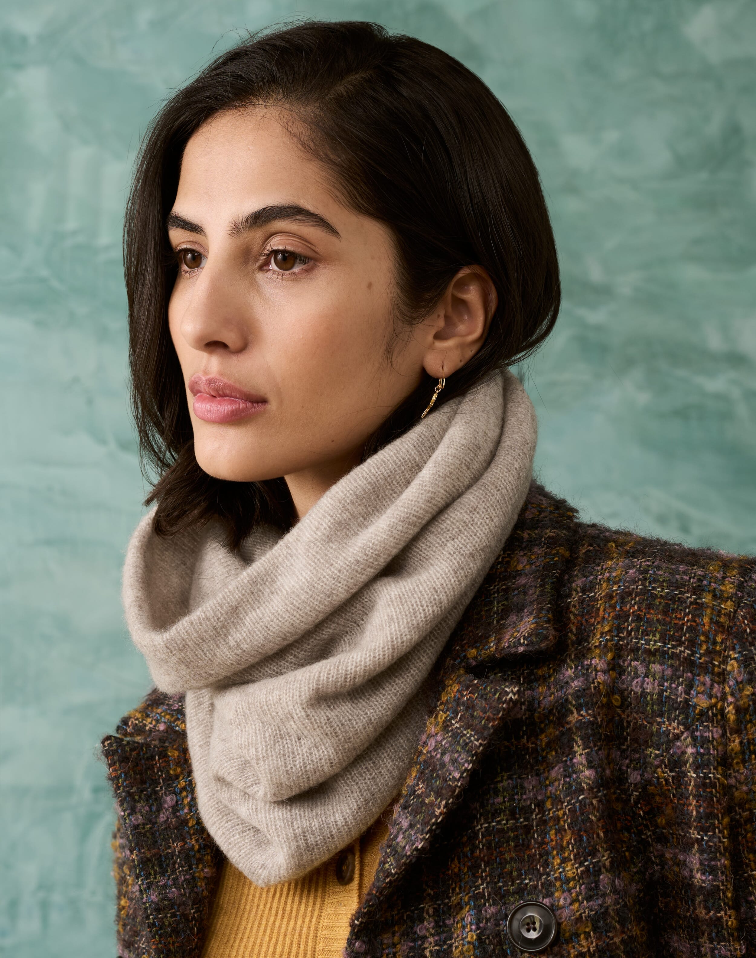 Brora Cashmere Gauzy Snood Ash