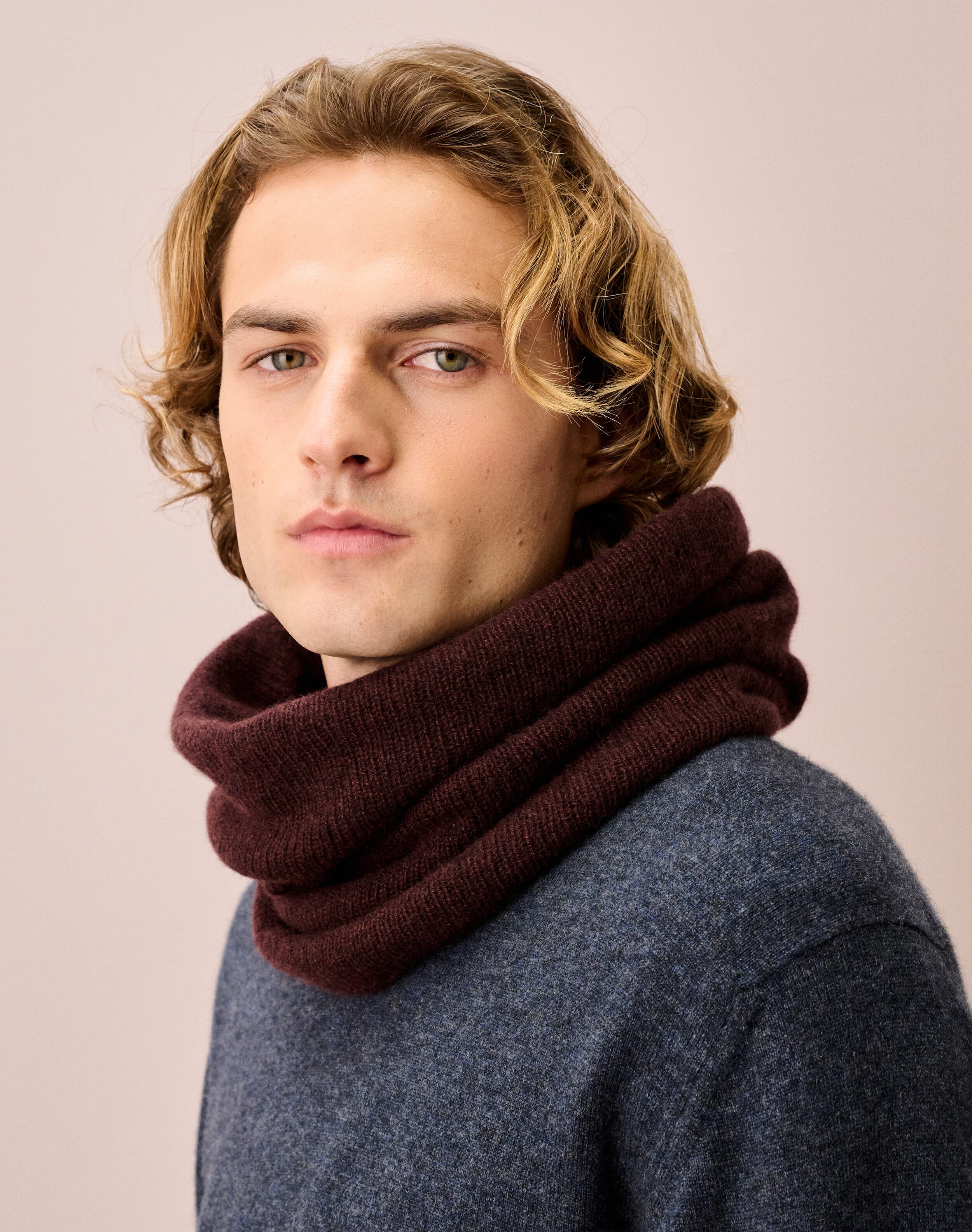 Scottish Cashmere Gauzy Snood in Malt | Brora Accessories