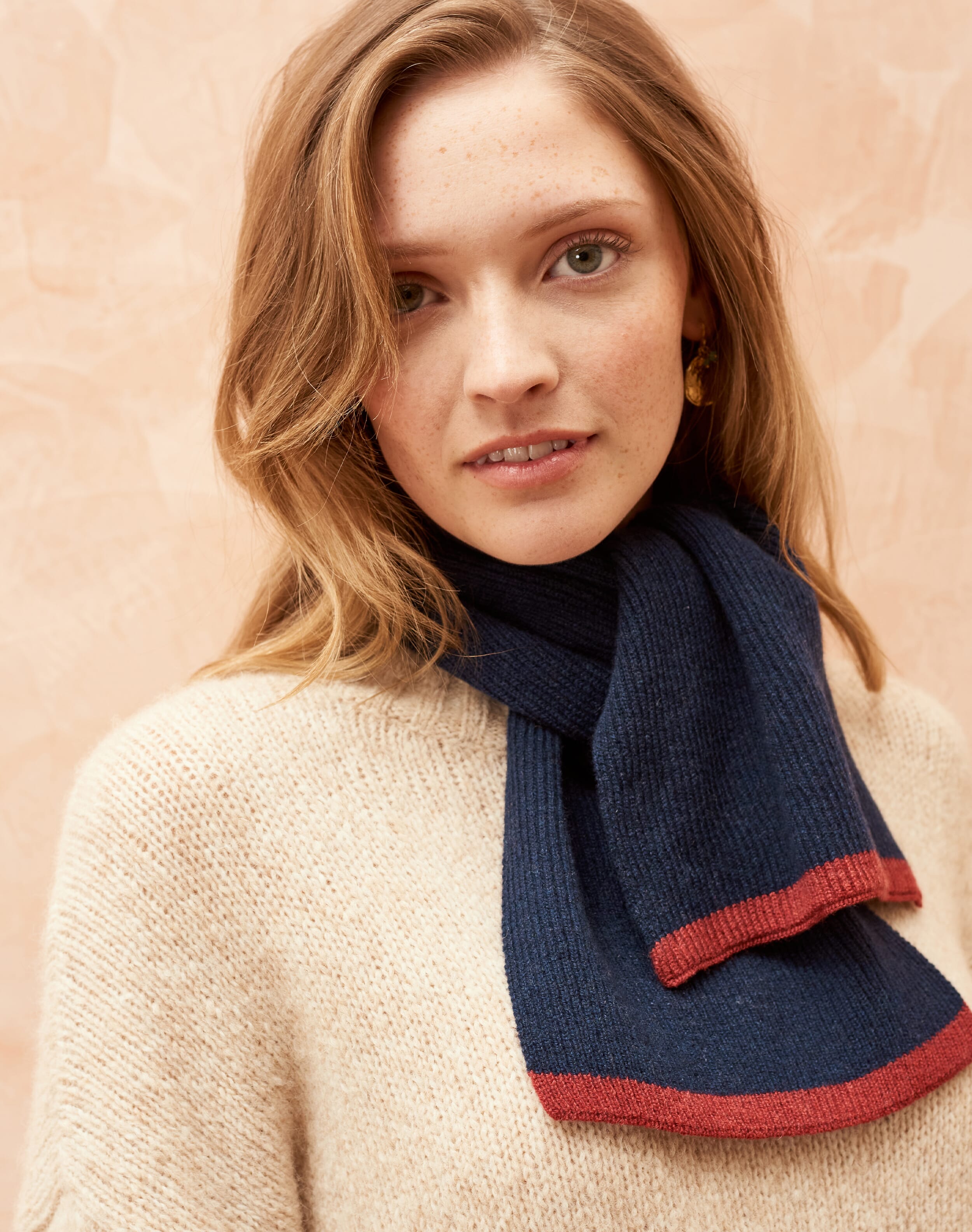 Navy Cashmere Ribbed Scarf | Accessories | Brora Fashion