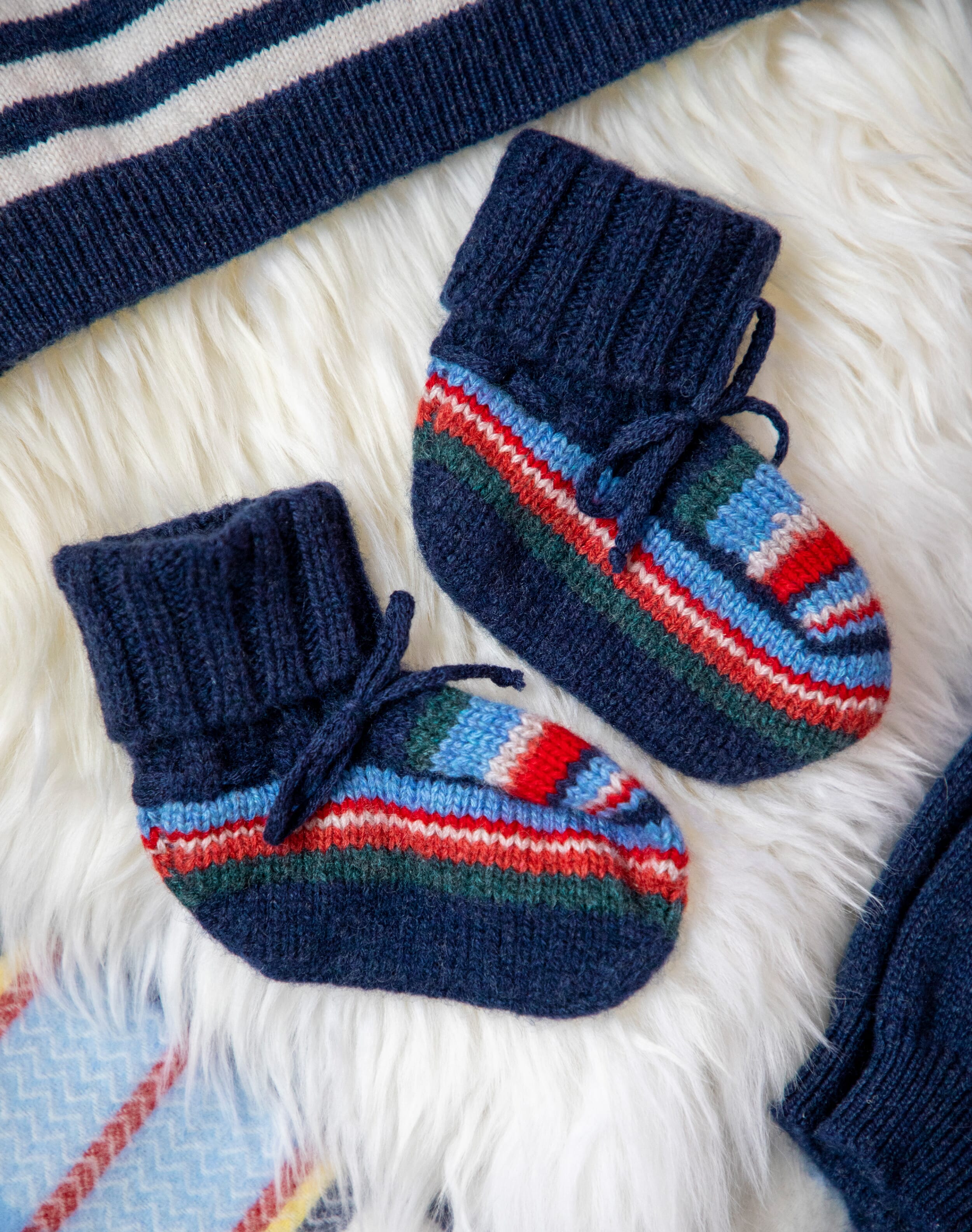 Cashmere Hand Knit Inca Bootees French Navy