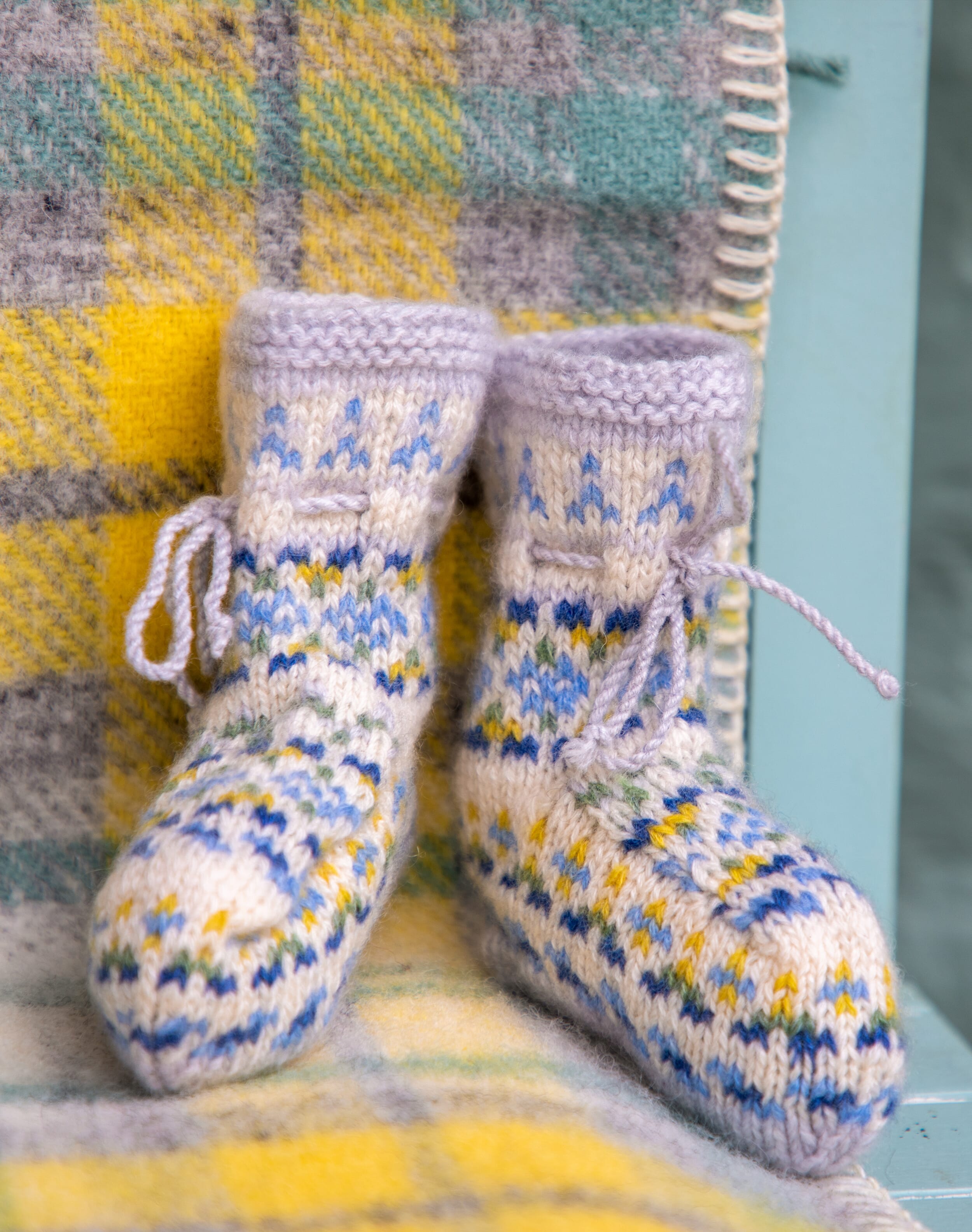 Cashmere Folk Fair Isle Bootees Pearl